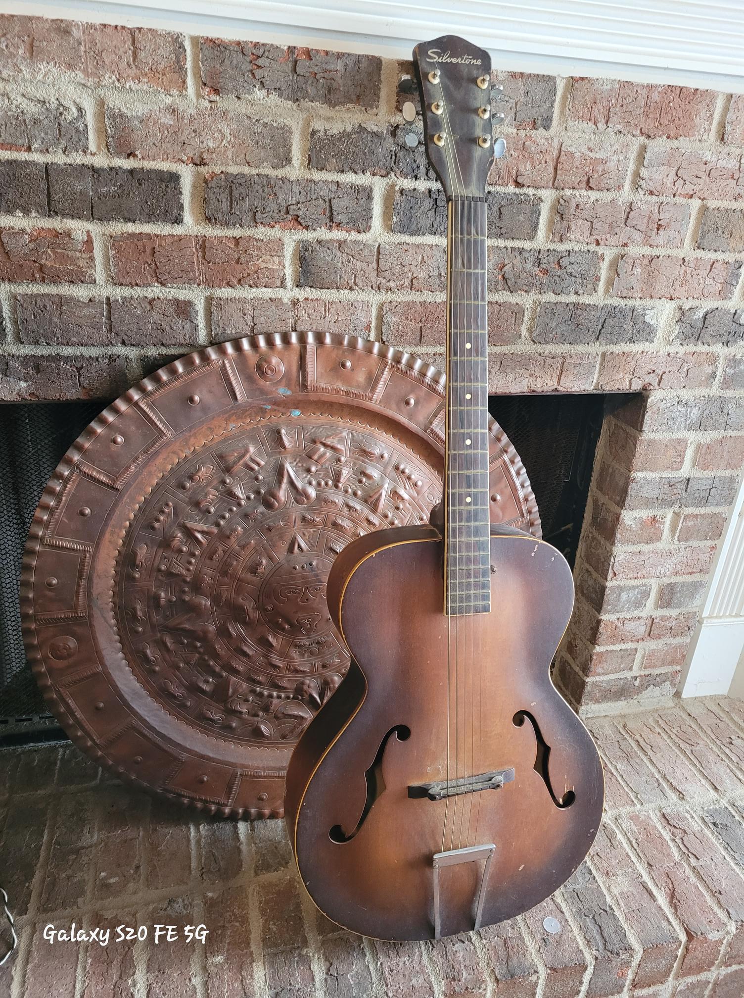 SILVERTONE  arched guitar（ジャンク）60's ギター SILVERTONE arched guitar（ジャンク）60's
