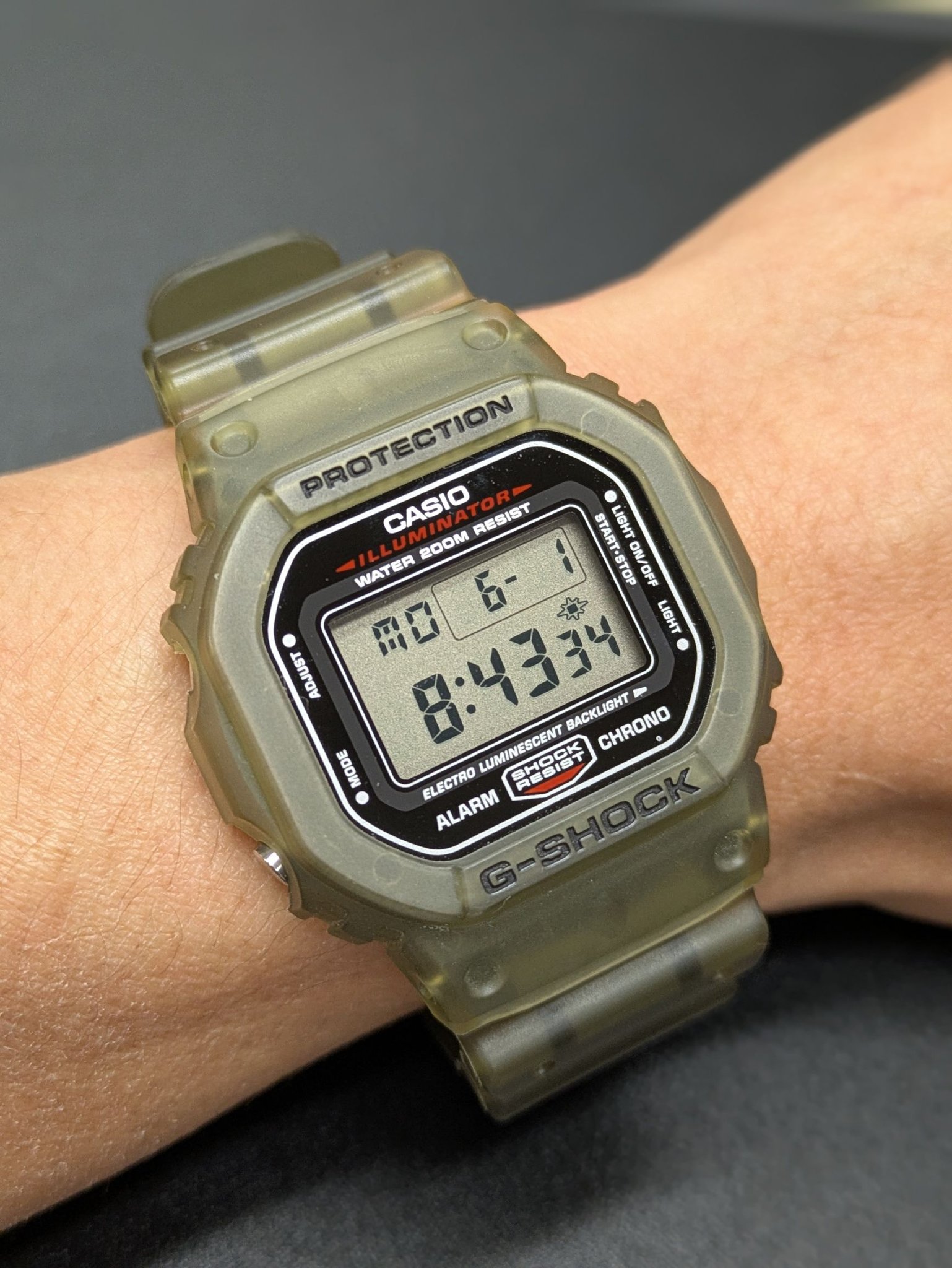 Vintage Casio DW-056-8SV G-Shock watch from 1999
