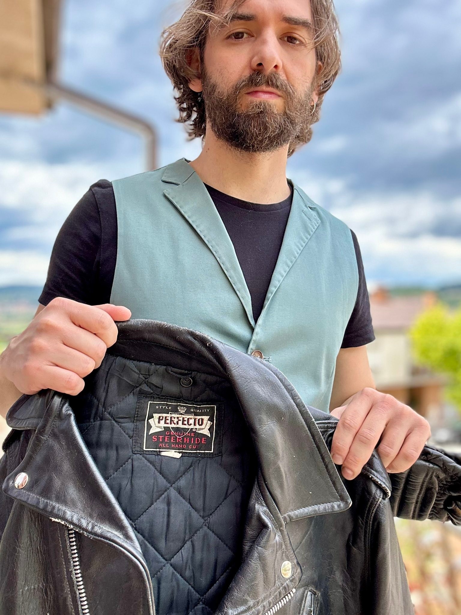 Schott 618 Perfecto jacket with rare early cut features