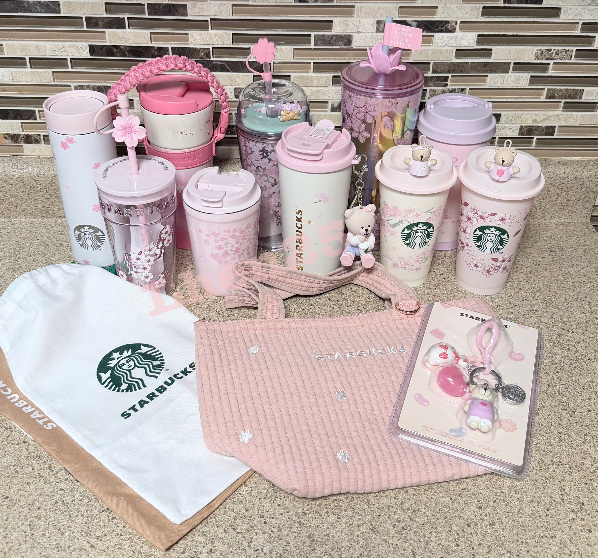 Starbucks new collection. Thailand Exclusive Benjarong Collection