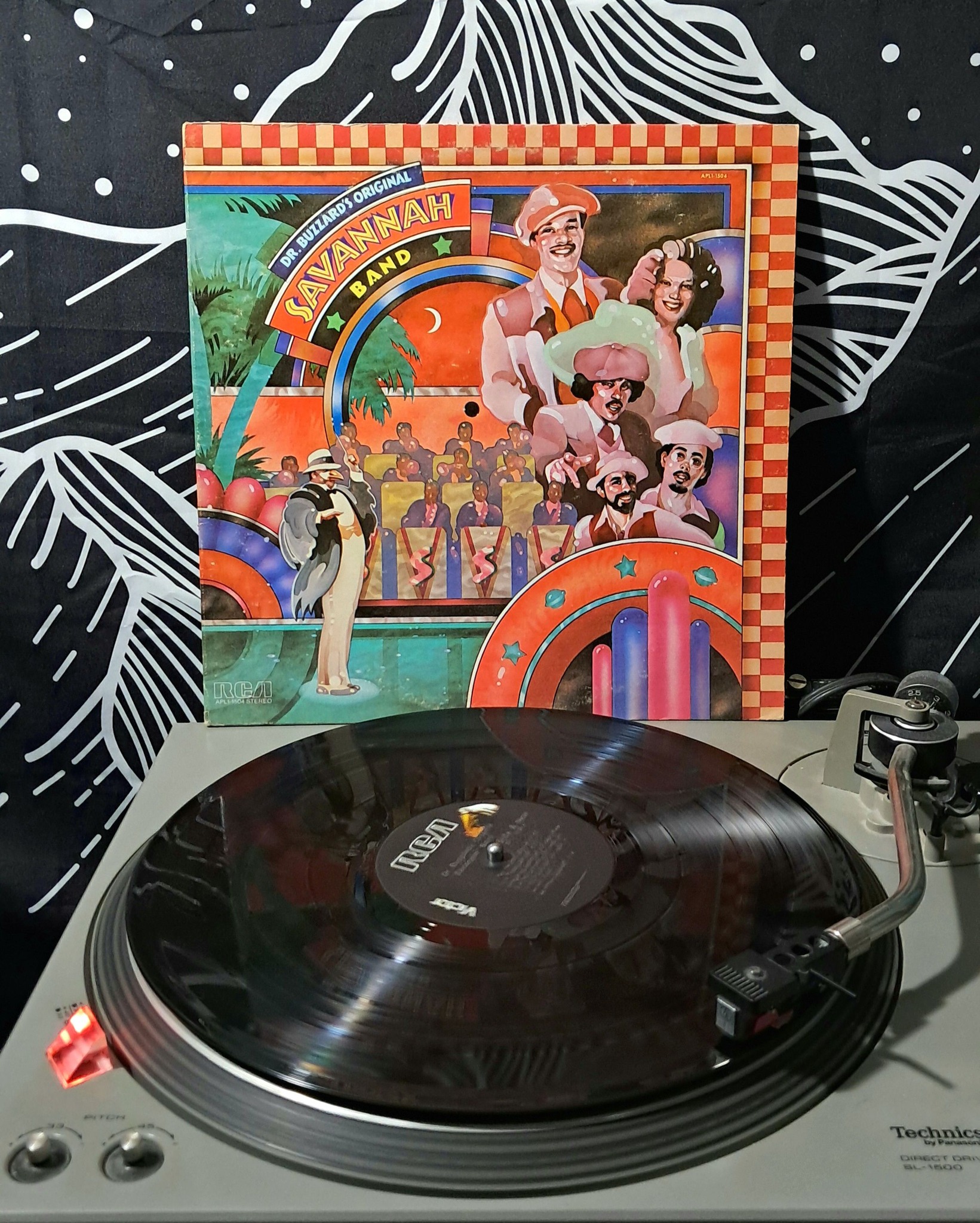 Dr. Buzzard's Original Savannah Band debut album released in 1976