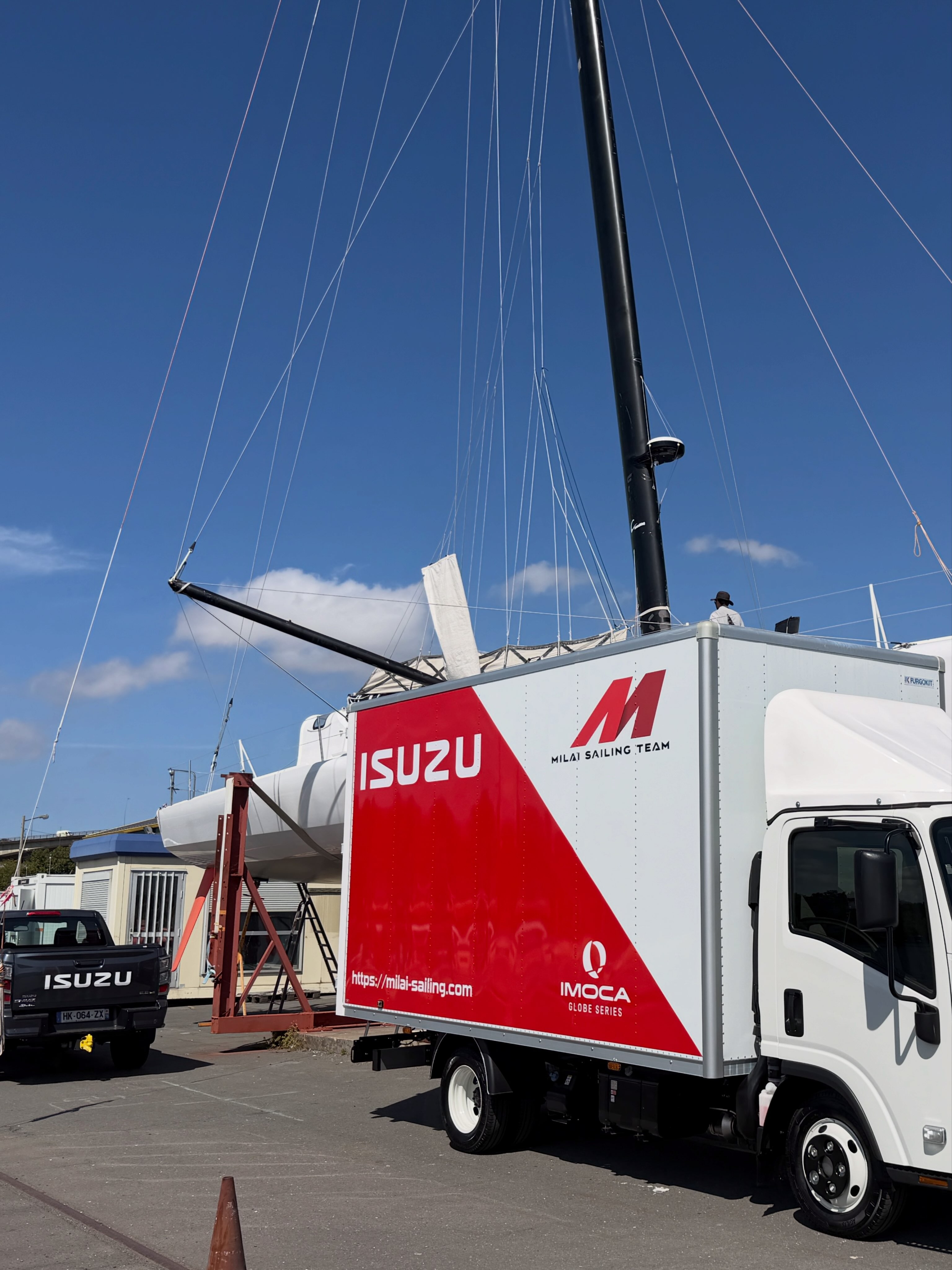 うみ Masa Suzuki - Masa Suzuki added a new photo — in Caen, France.