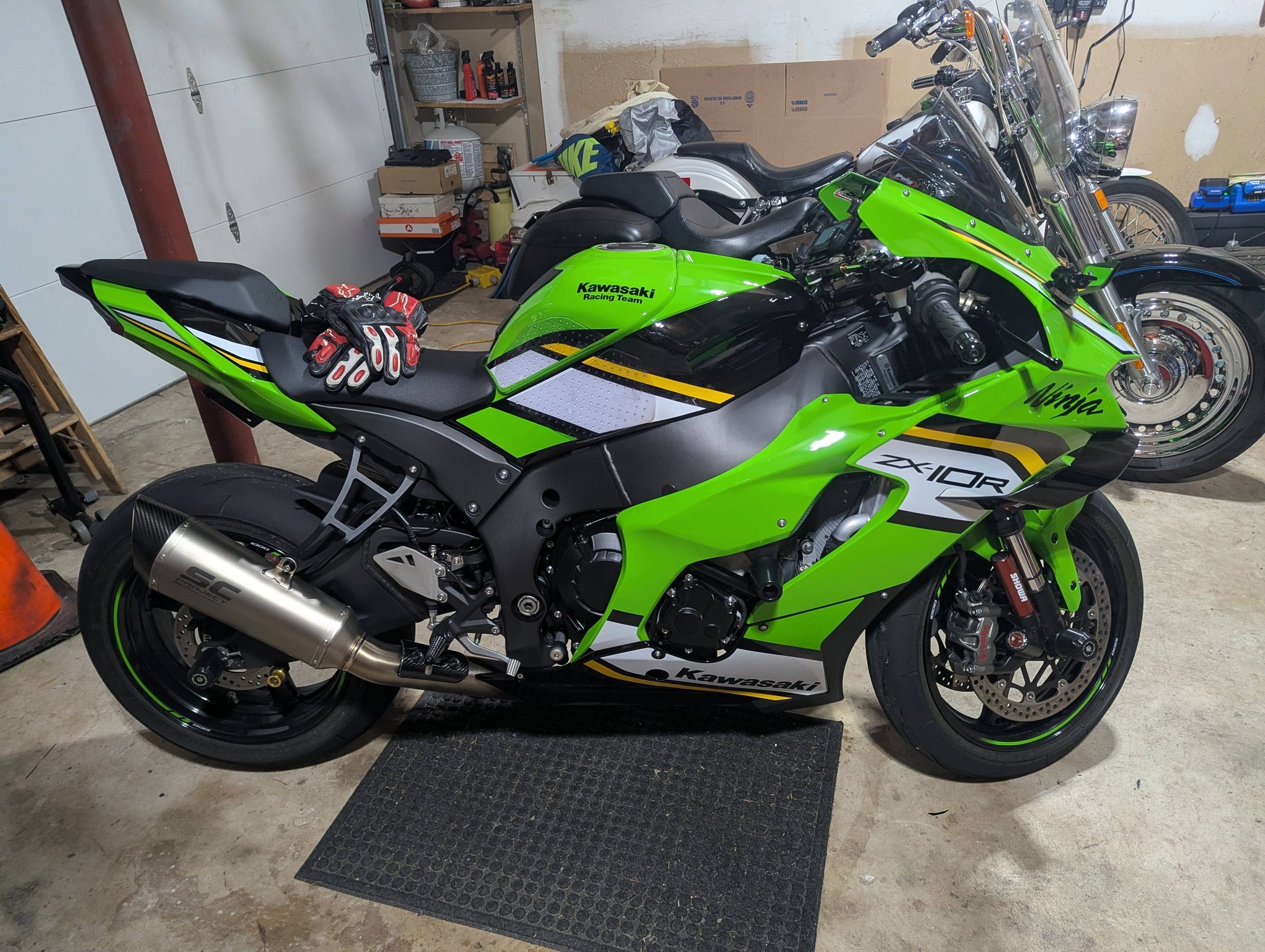 Kawasaki Ninja ZX-10R with aftermarket exhaust pipe and Kawasaki