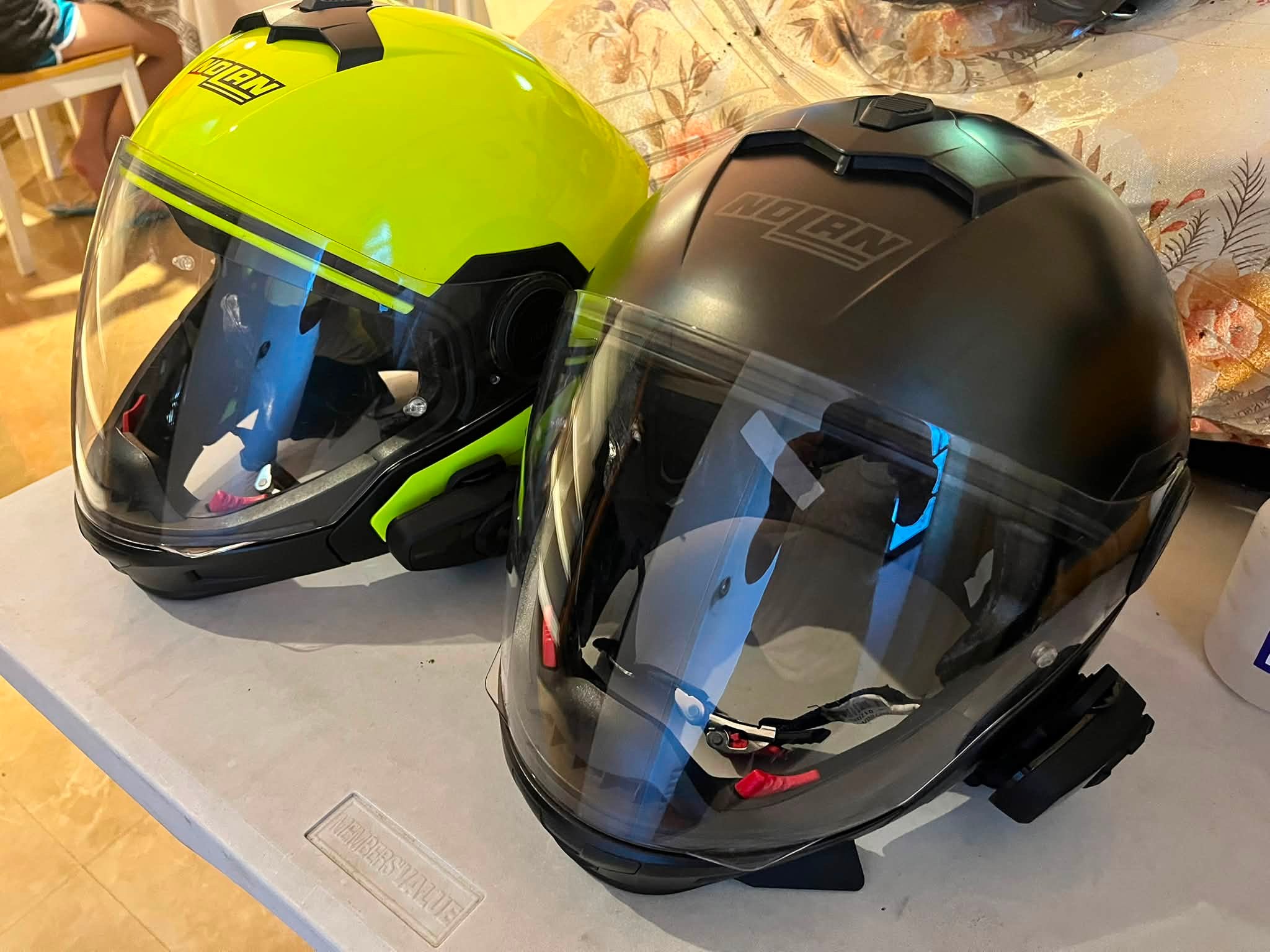 installi g a sena s10 in a nolan helmet Watch Install: 10S on Helmet on Amazon Live With the Sena 10S Helmet Clamp Kit How To Install SENA SMH10