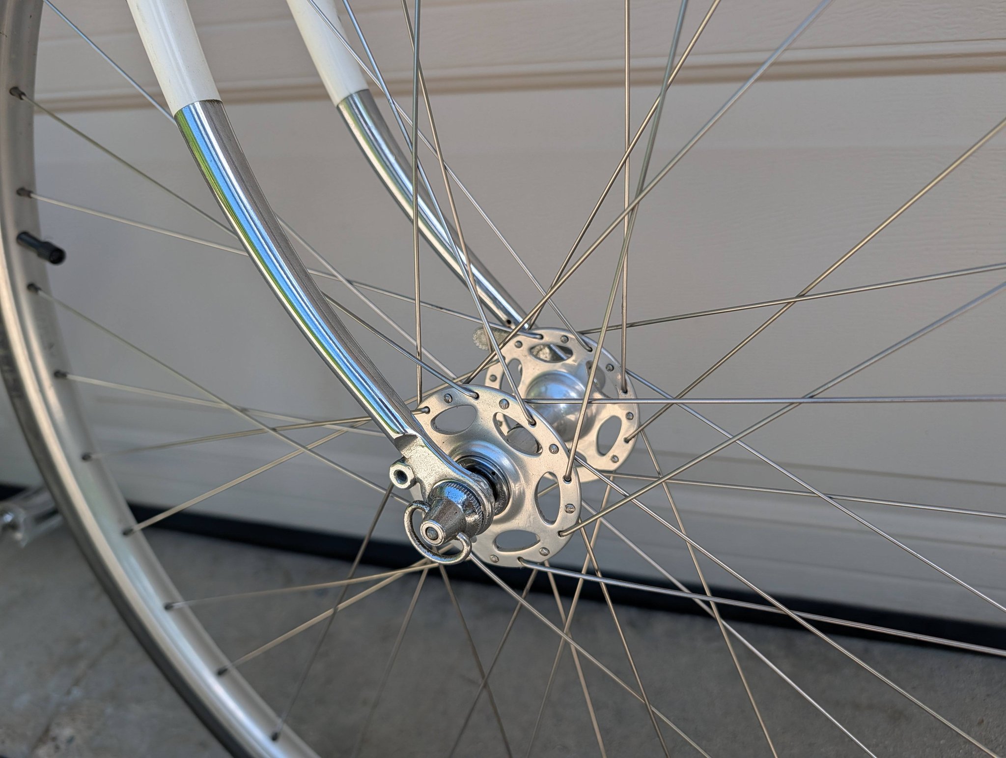1972 Fuji 'The Finest' vintage road bike with Dura Ace hubs