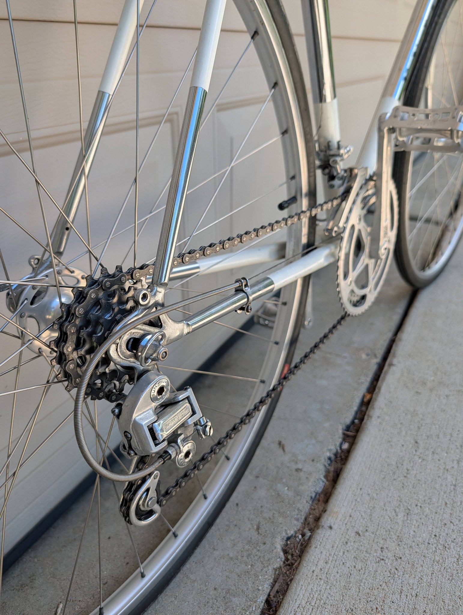 1972 Fuji 'The Finest' vintage road bike with Dura Ace hubs