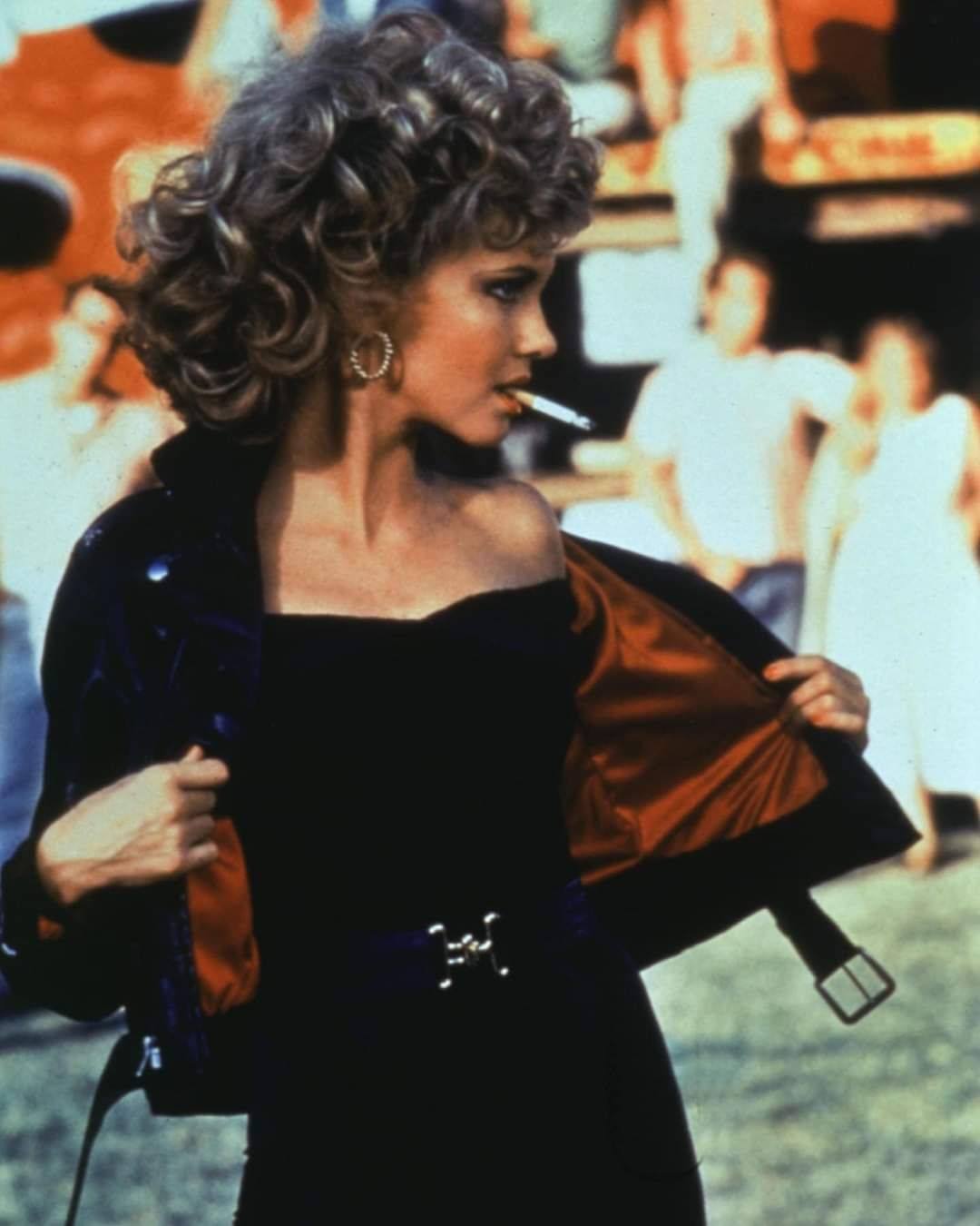 grease movie dresses Olivia Newton-John's custom 'Grease' premiere gown female grease outfits Shirt Dresses for Women Size:XL / US 10-12 youre stepping into your Women's SP25 D2 BIG SUR