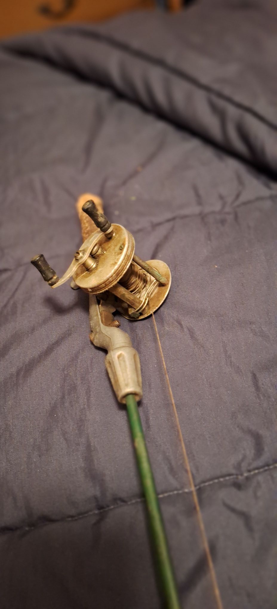 did they make a brass pflueger fishing reel Golden West Fly - 80 yd a smooth drag system Vintage Pflueger No. 1933 fishing