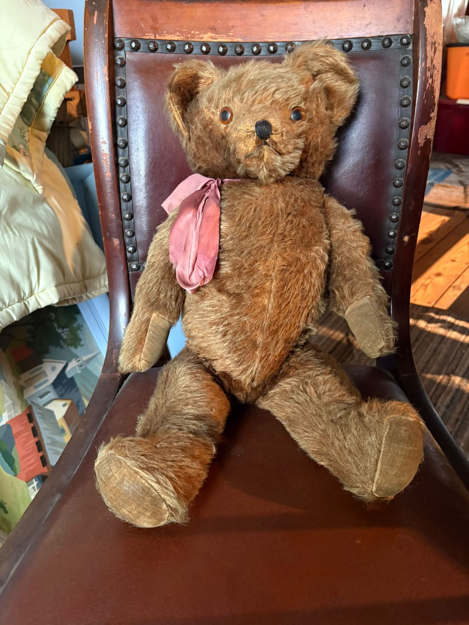 What years did Knickerbocker use metal noses on teddy bears?