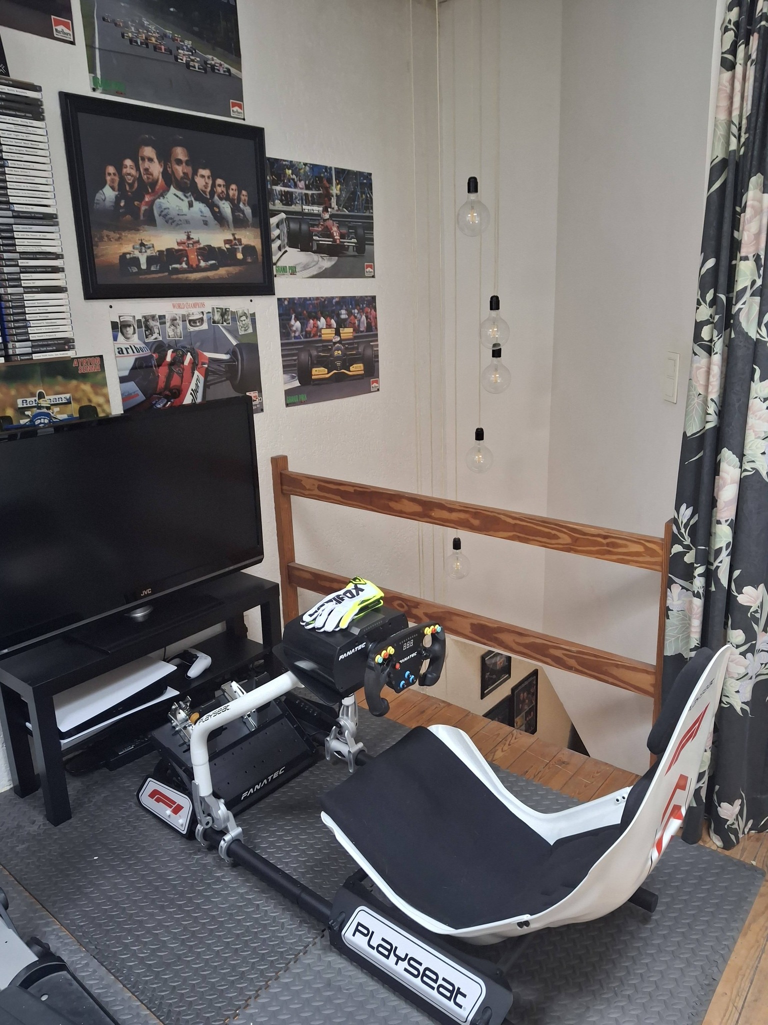 Fanatec racing seat and wheel setup upgrade from Playseat