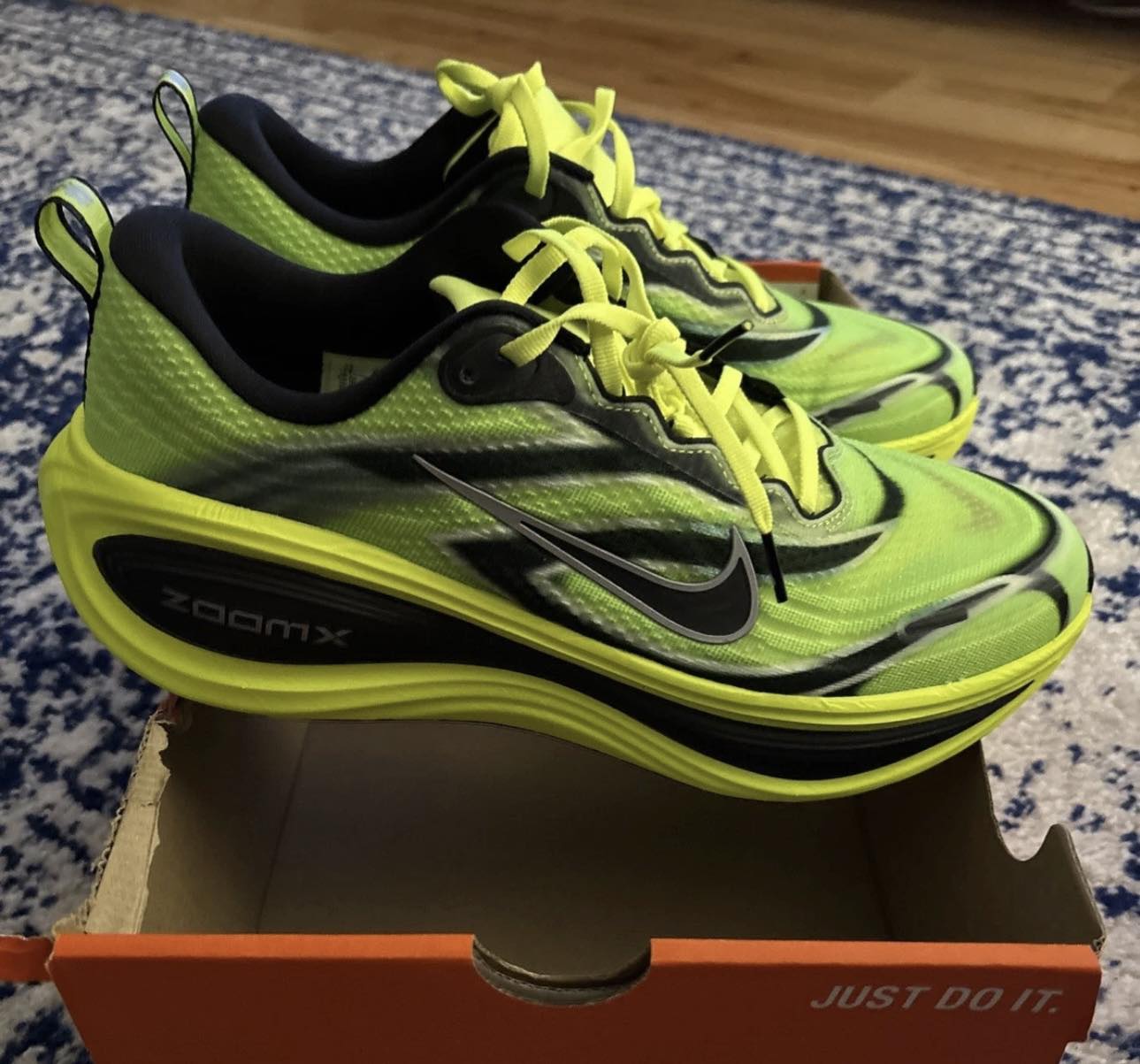 nike zoom vomero plus ?❤️(40)(41)