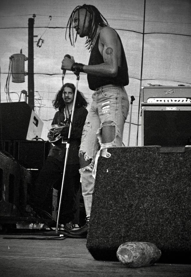Lollapalooza 1992 backstage photos with Soundgarden and Pearl Jam