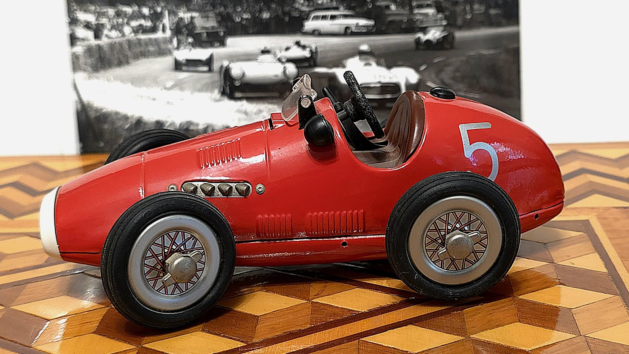 Vintage Schuco micro racer 1047 Porsche 356 toy car