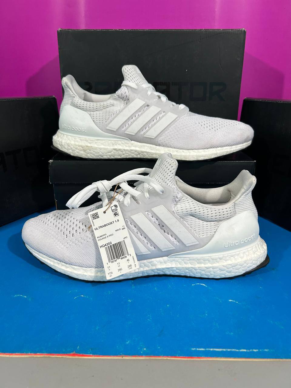 Adidas negras Ultraboost, talla 10-44 (Negociable)
