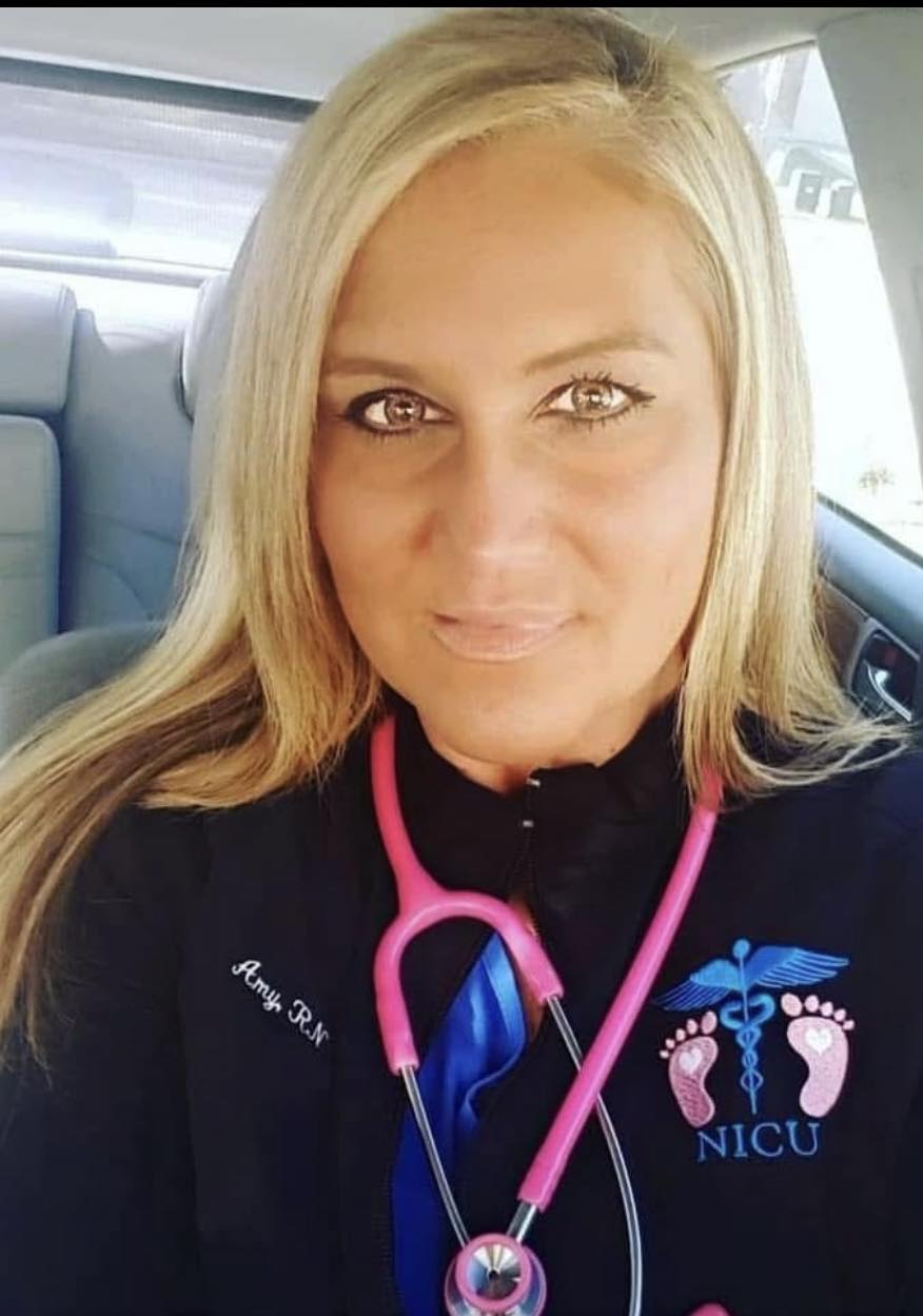 Nurse Amy アーティストベア 19cm Marsha DeHaven Hi All! My name is Amy. I have been a Registered Nurse for 23