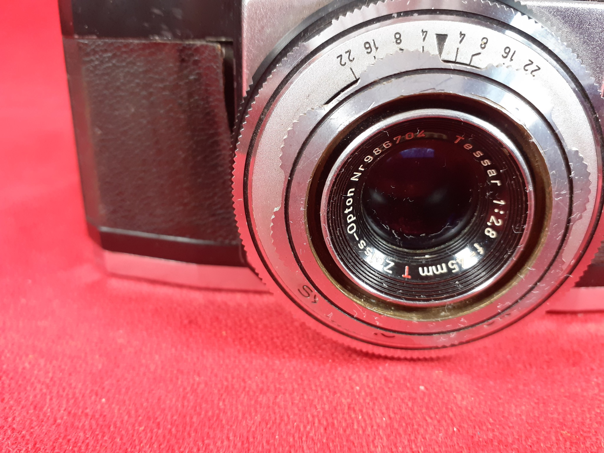 Recent addition! Zeiss Ikon Contaflex f2.8 45mm red T Tessar lens