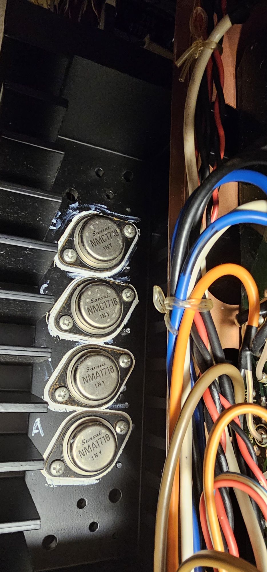 Upgrading Aux-11 with Sanken 2SA1212 and 2SC2922 transistors