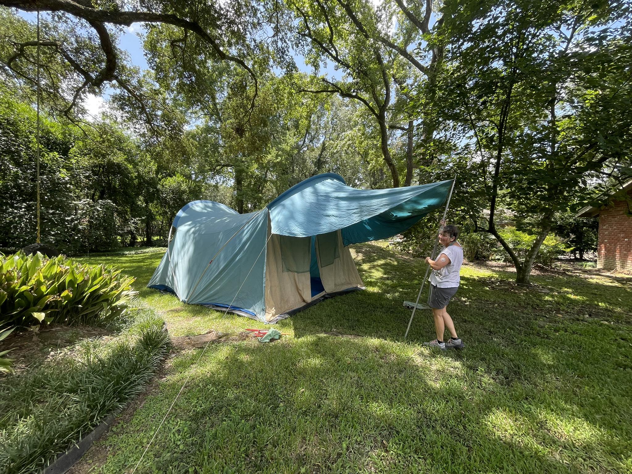 Anyone out there know where to find a Moss Tent Works Parawing?