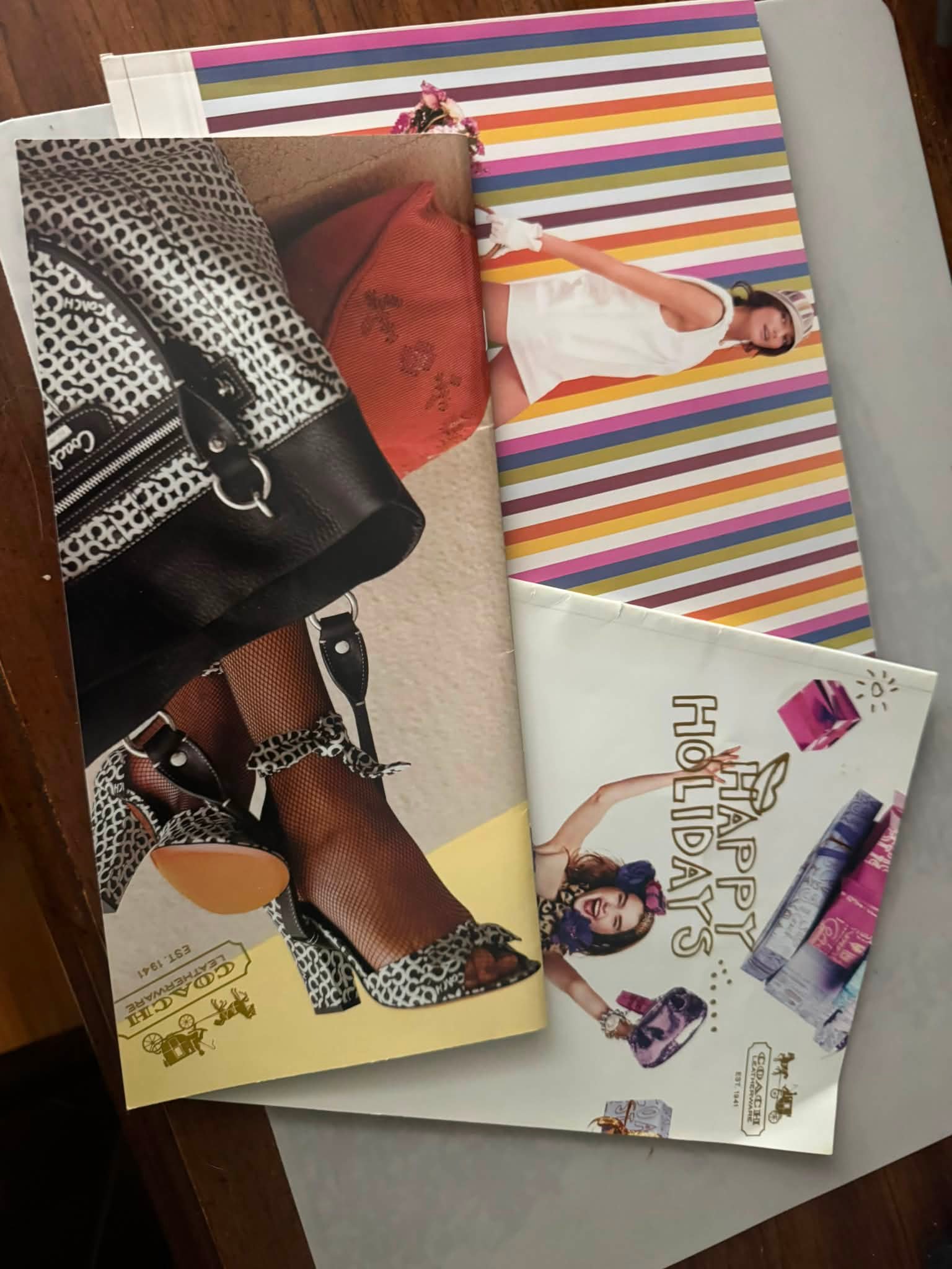 Coach カタログ　40冊まとめ売り 2008 Coach look books and packaging bundle for sale