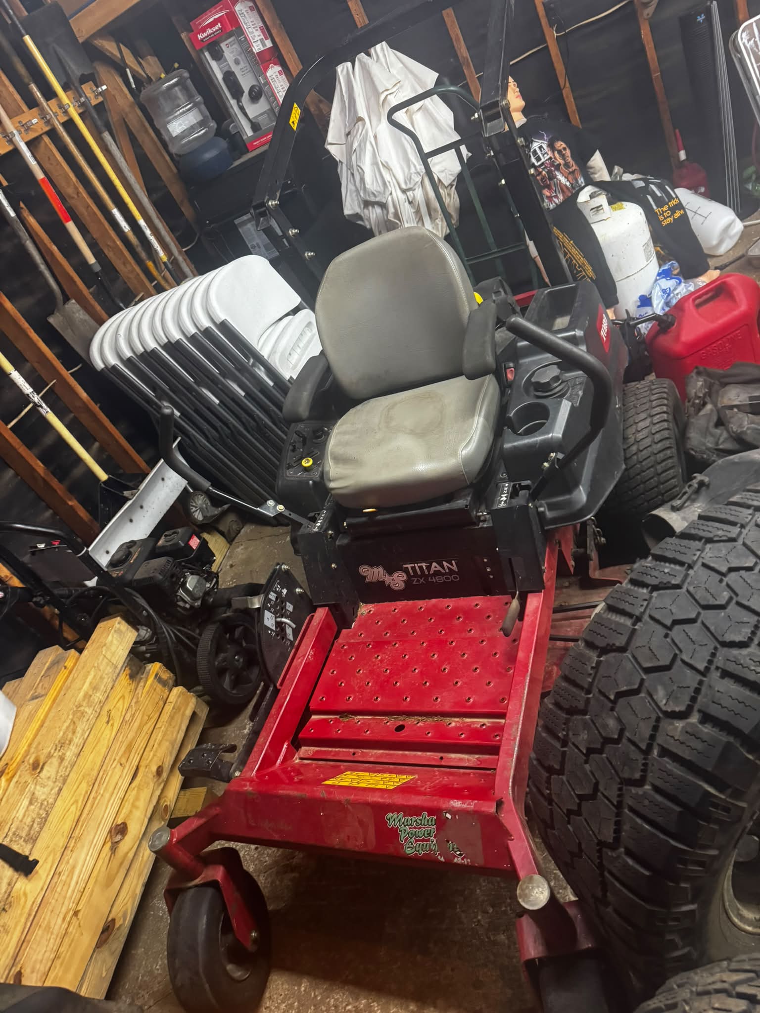 What is the replacement blade belt for a blue Toro Titan ZX48?