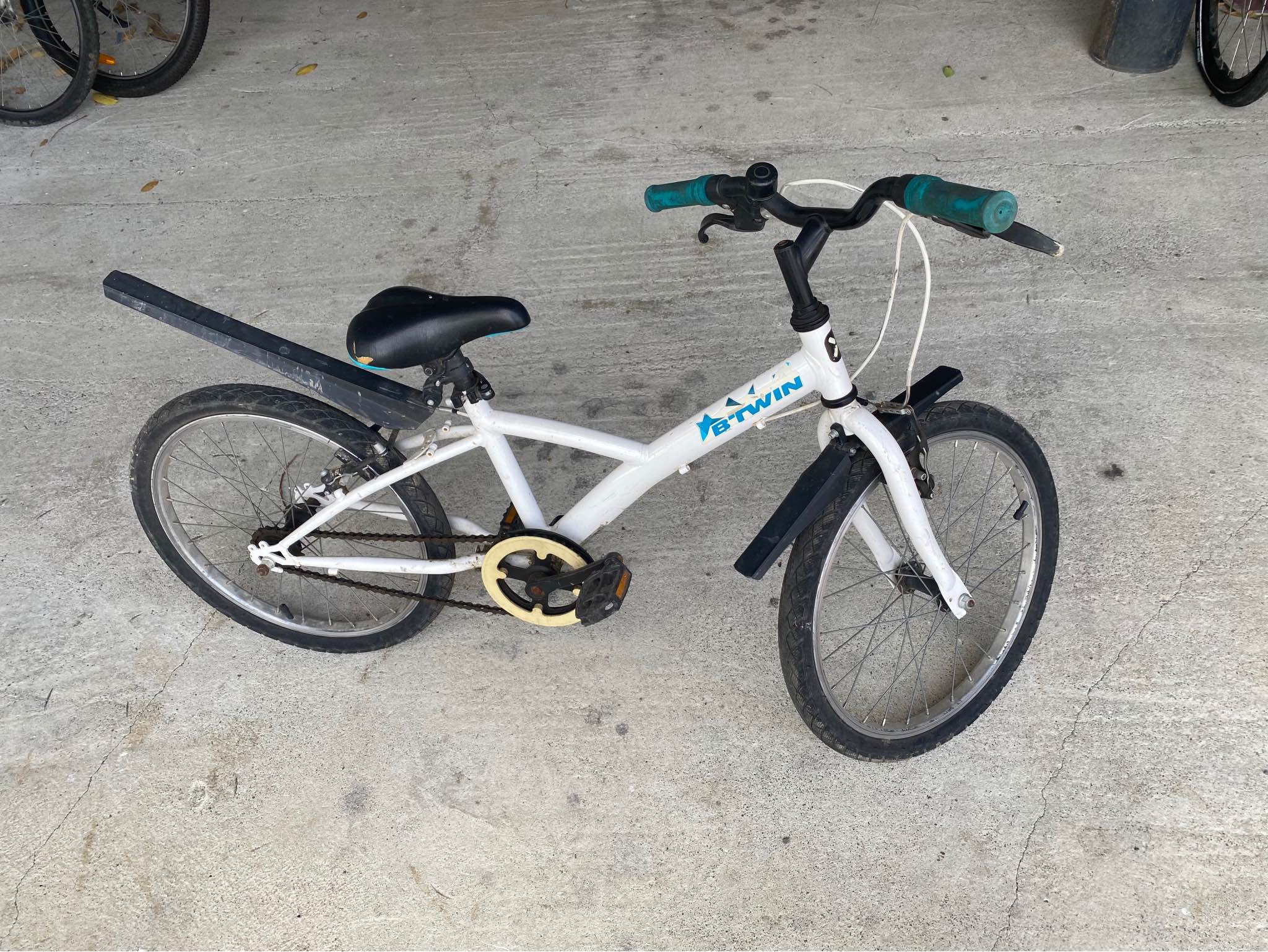 Vélo enfant Heart Bike 24 pouces filles de 8 à 12 ans, Silver Moon Light Blue, Vélo