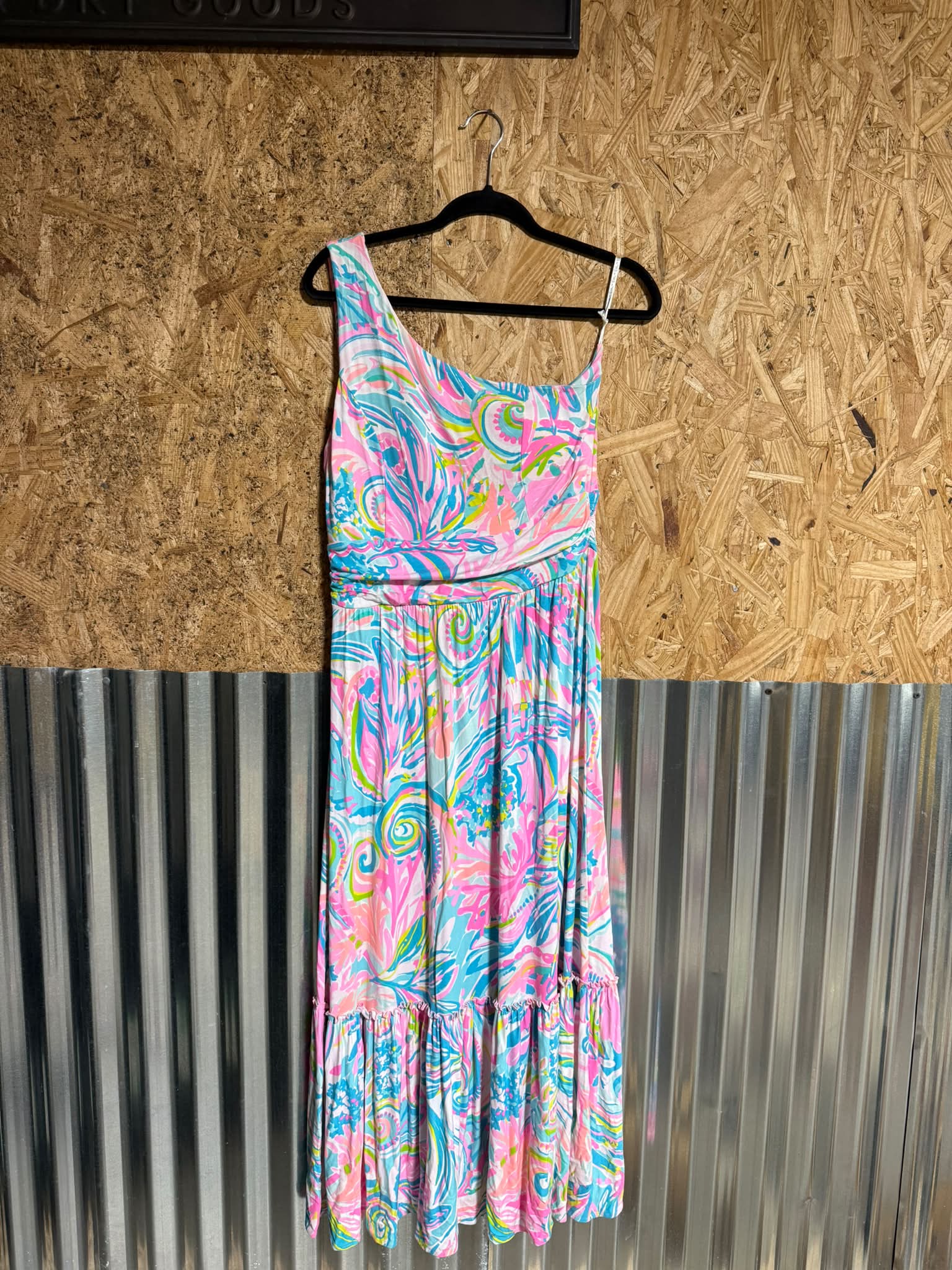 Lilly Pulitzer Ezra Maxi Beach Dress for sale in Med or Large sizes on a budget