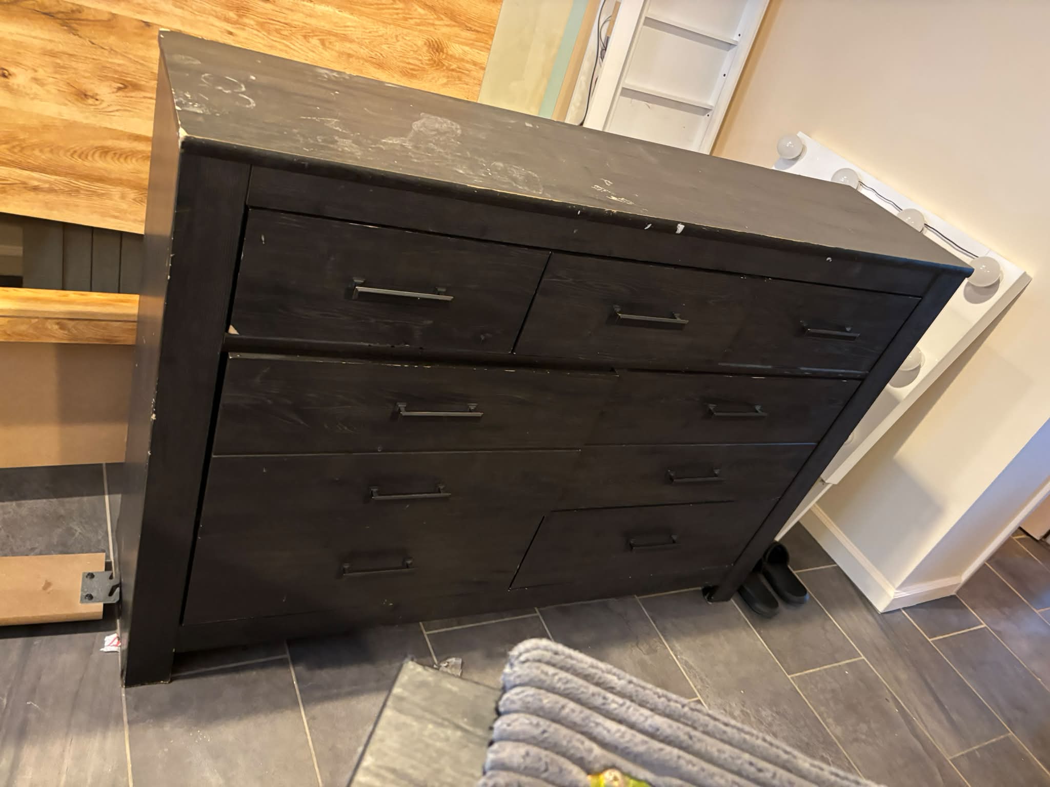 black dresser pick up today for sale in Yuma, AZ black dresser for bedroom