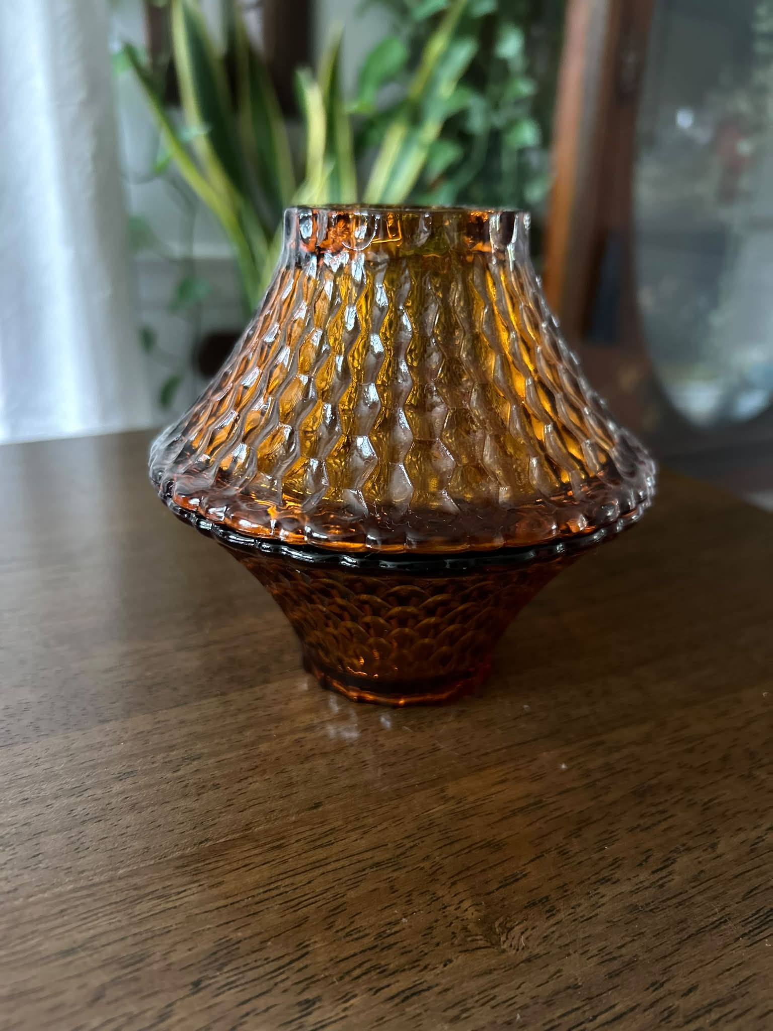 A Daum Nancy who smells good luxury in the French way, with