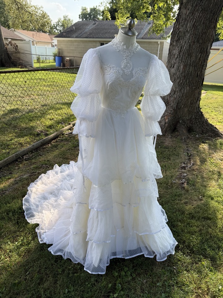 alfred angelo vintage bridesmaid dresses 1950's-70's Bridallure by cupcake tiered wedding gown for sale alfred angelo 2000 collection