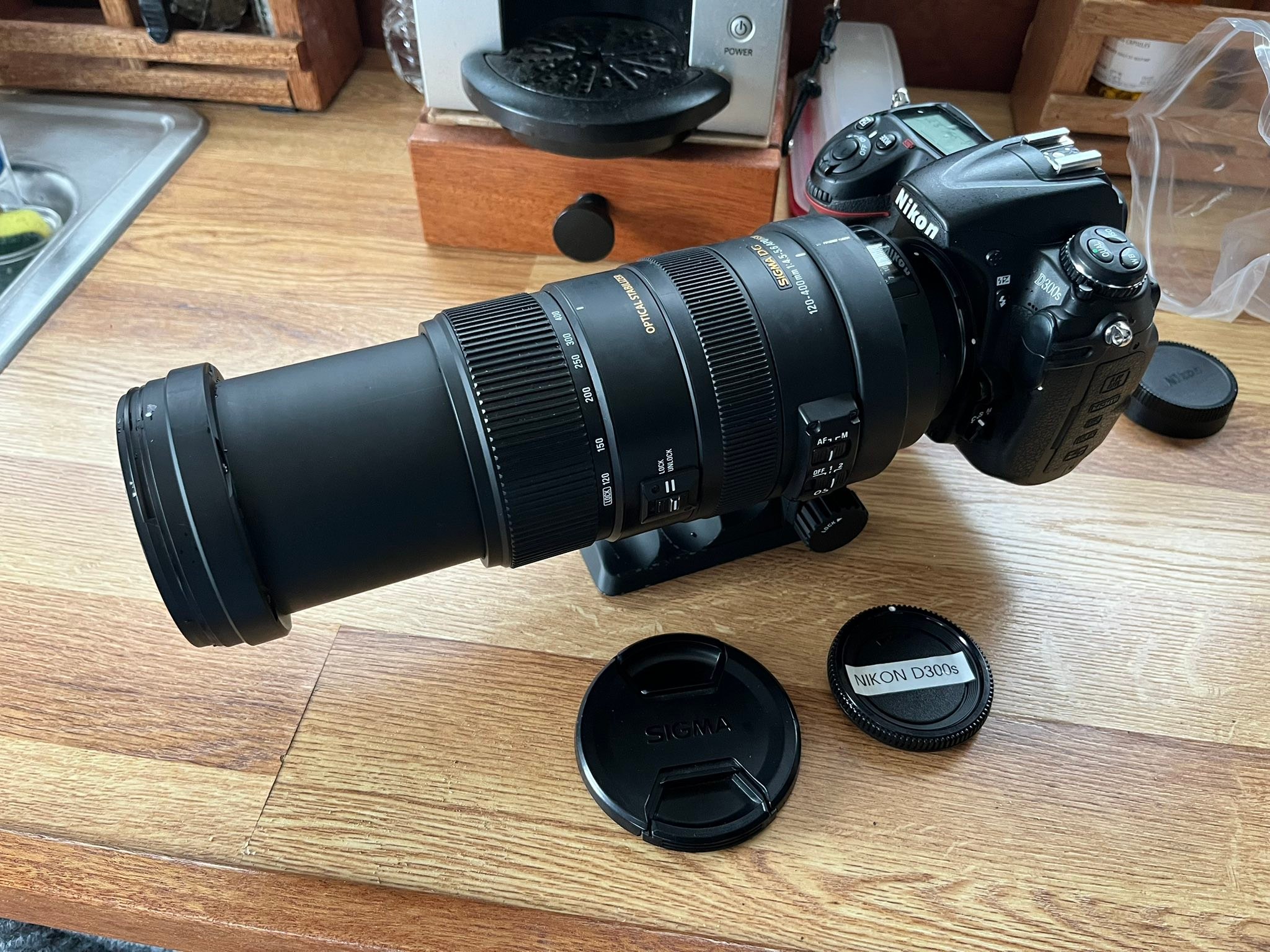 Sigma 70-300mm f/4-5.6 DG Macro Telephoto Zoom Lens for Nikon DSLR 