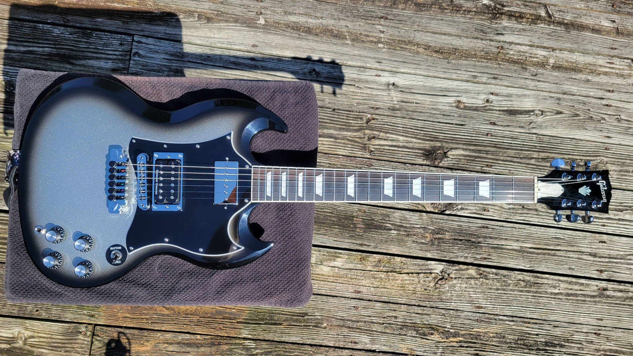 Gibson SG Tribute 2021 upgraded with Seymour Duncan pickups and