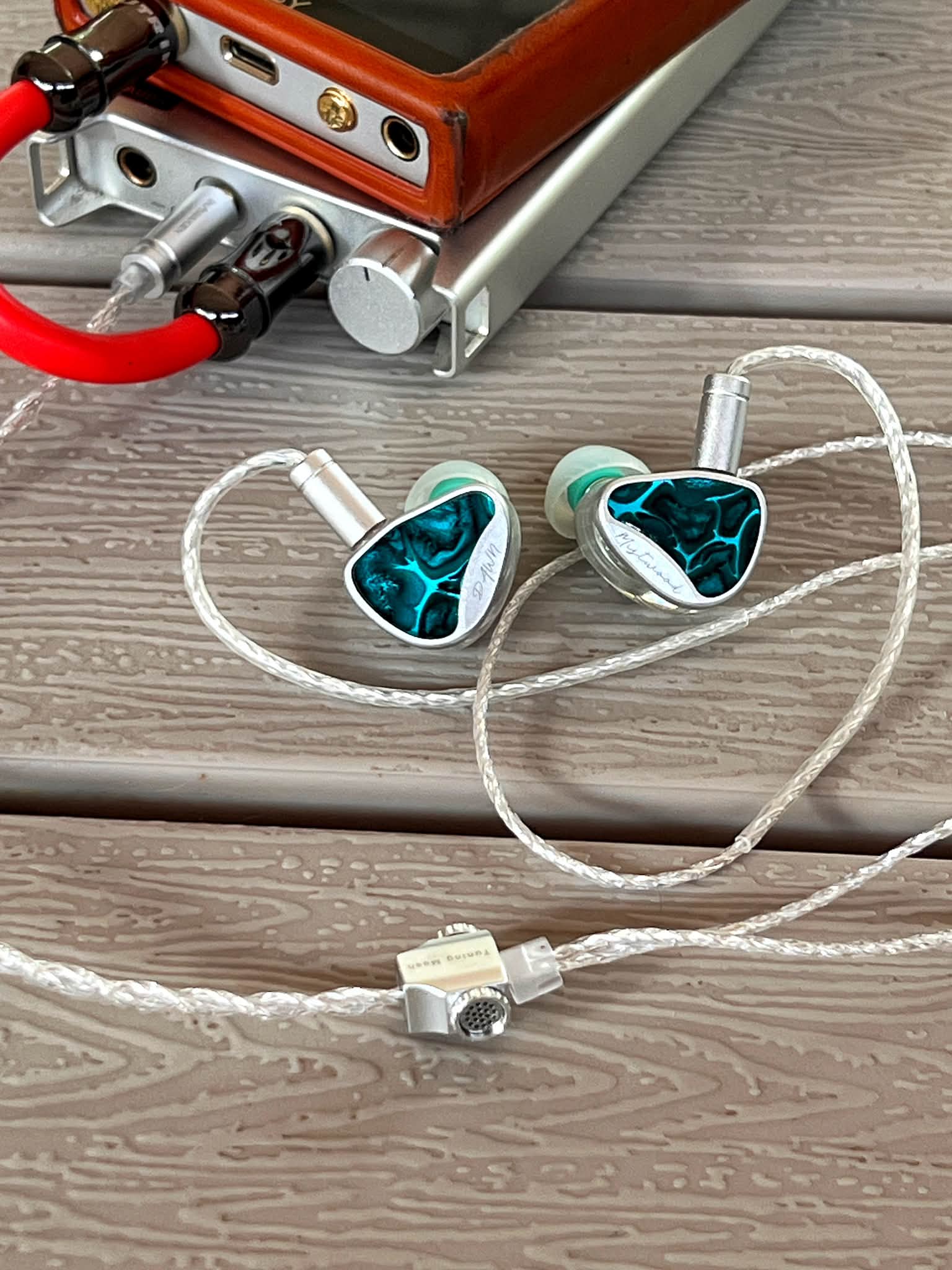 Inawaken Dawn-Mistwood earbuds first impressions