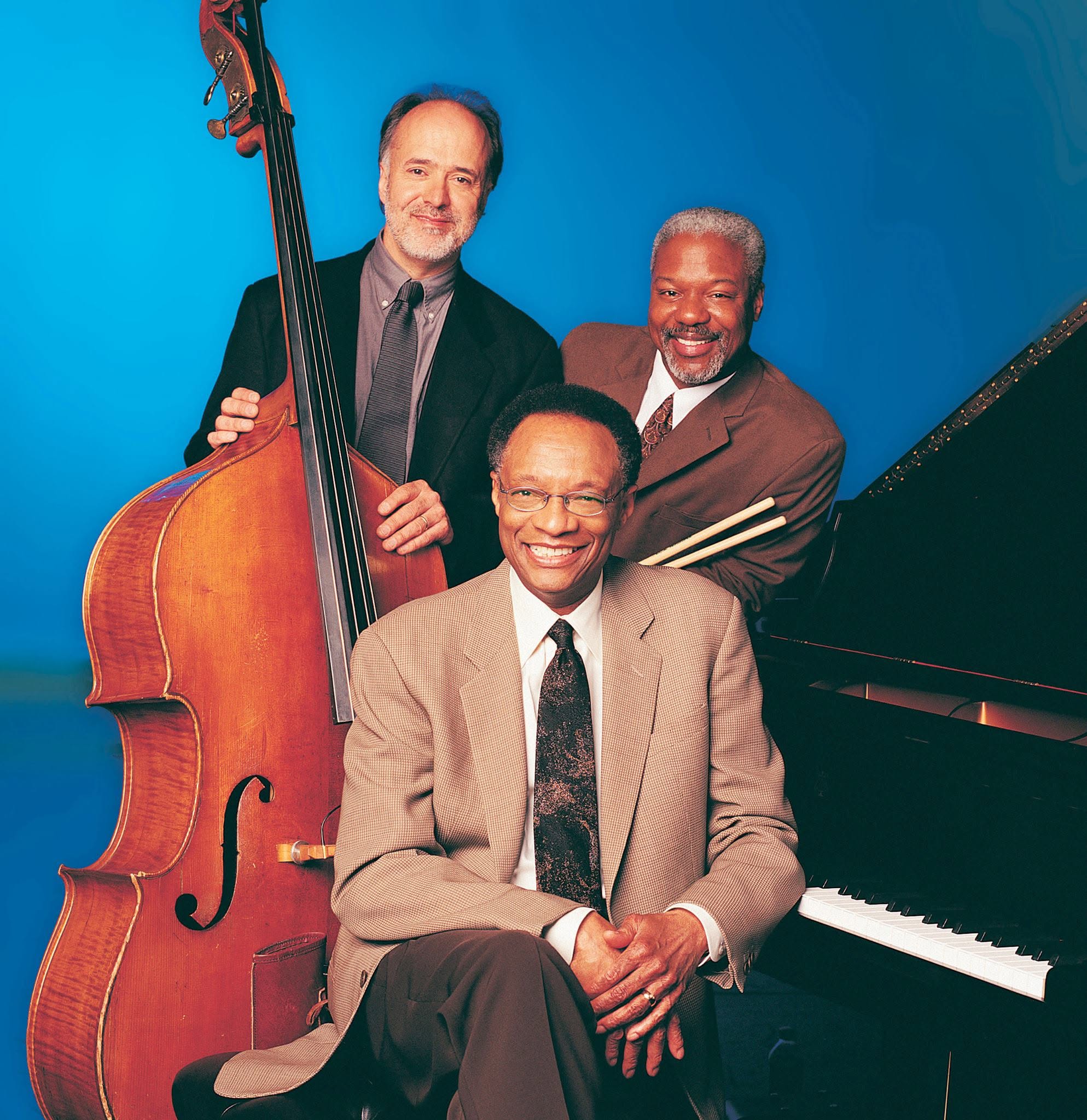 Ramsey Lewis Trio - Wandering Rose