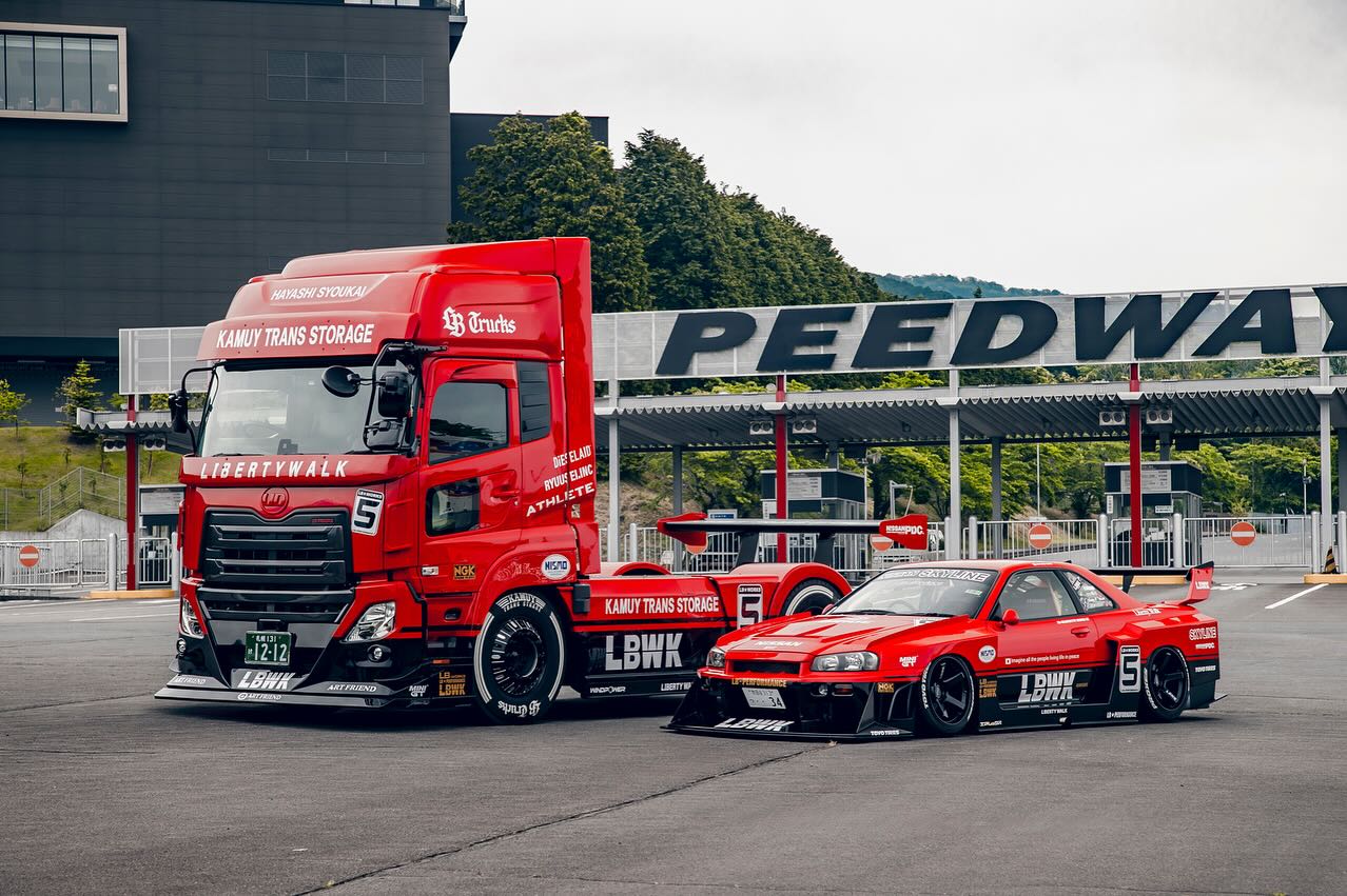 GCD Models x Liberty Walk Truck GUNMATSUSYO Mitsubishi Fuso Super