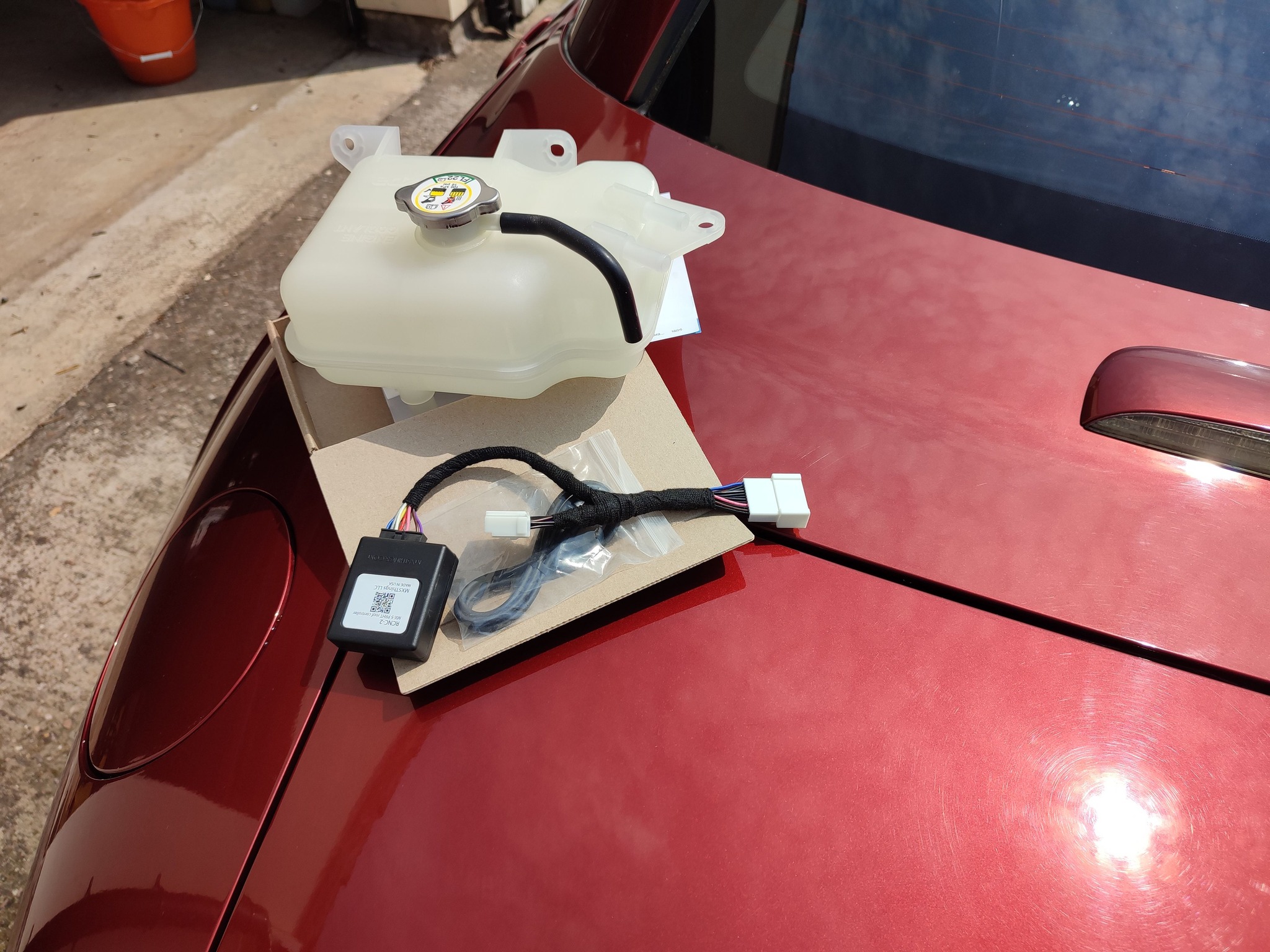 Mazda MX5 NC roof controller kit installation from MX5Things