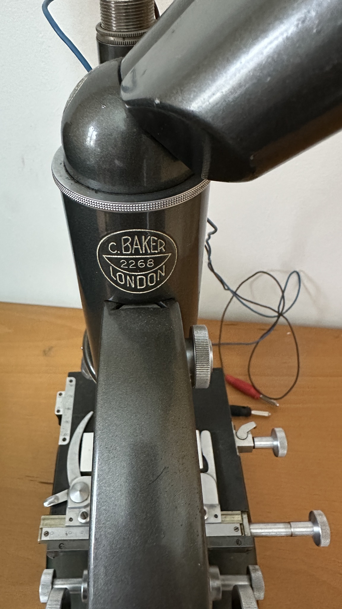 Identify old C microscope model