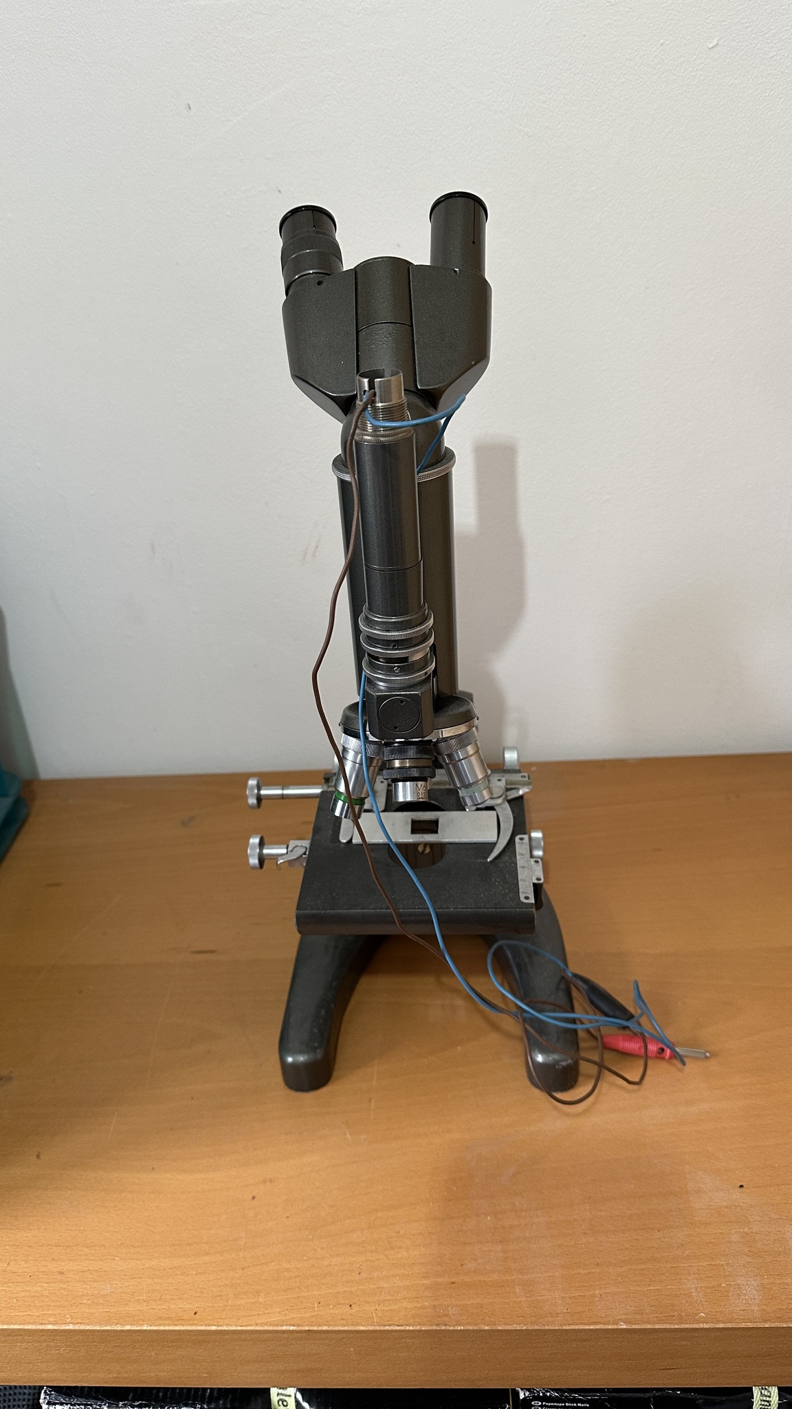 Identify old C microscope model
