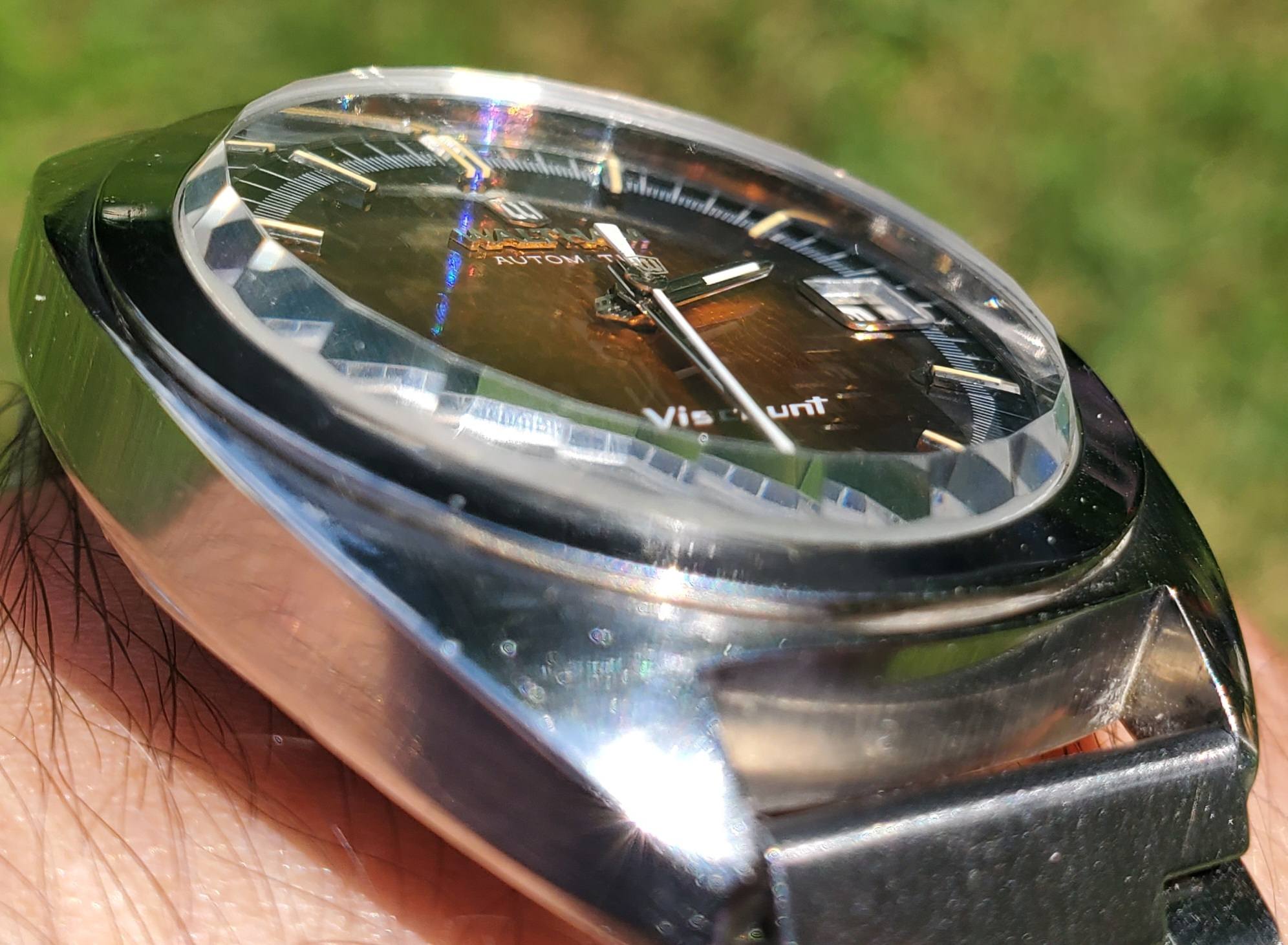 1970年代WALTHAM Viscount Automaticヴィンテージ時計 1970s Waltham Viscount watch with unique faceted crystal and