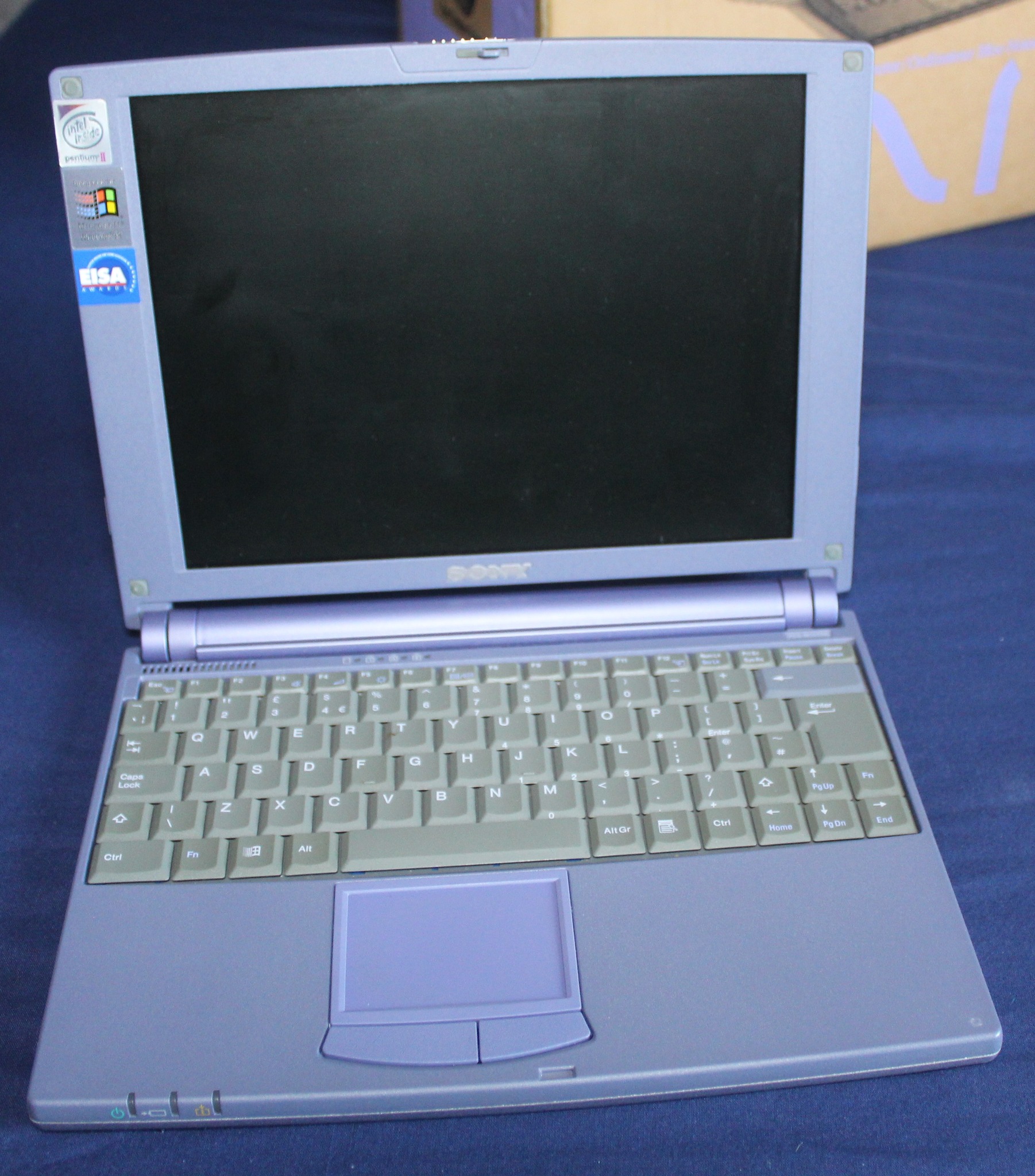 Restoring Windows 98 on a 2000 Sony Vaio Z505JE
