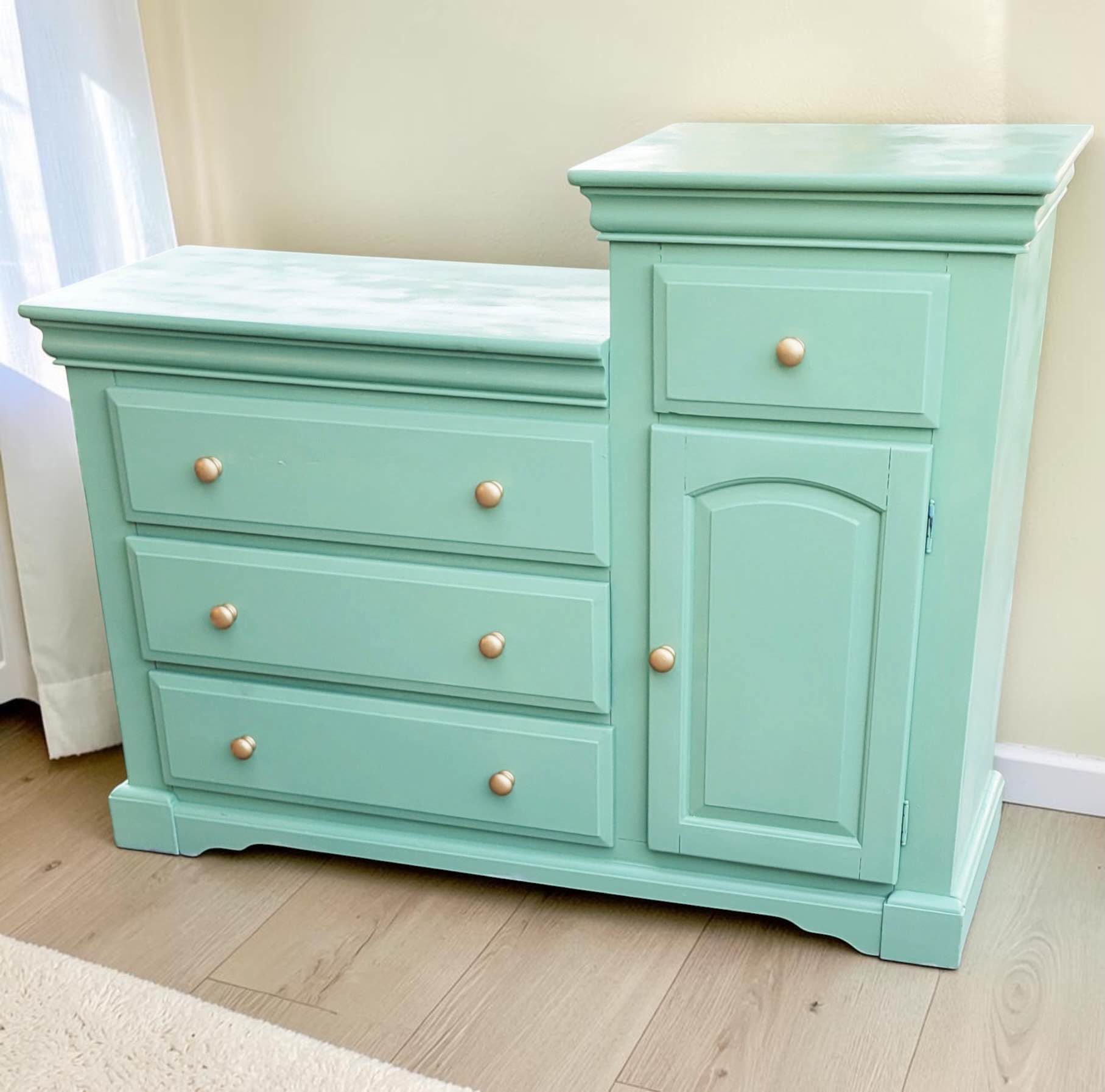 pastel green dresser Beautifully refinished two-tier accent in a gorgeous mint green! Perfect as a nursery changing table, entryway accent piece, or bedroom dresser. Solid wood construction, sturdy, and painted. Pick up near YGroup_colourway-trouble