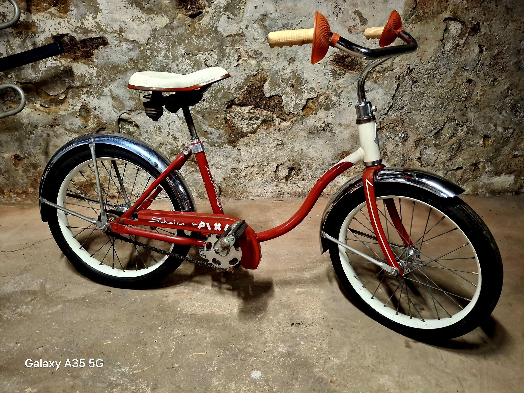 schwinn galaxy bicycle USED Vintage Dawes Super 62cm Lugged Reynolds 531 Steel Road Touring Bike Cantilever Brakes Shimano Deore 2x7 speed Enjoy the freedom of riding a Schwinn! Schwinn pixie