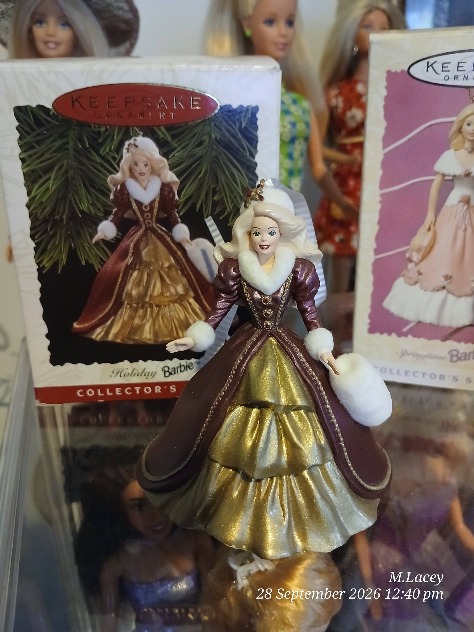 1997 Hallmark Spring Collection #3 and 1996 Fourth in the Holiday