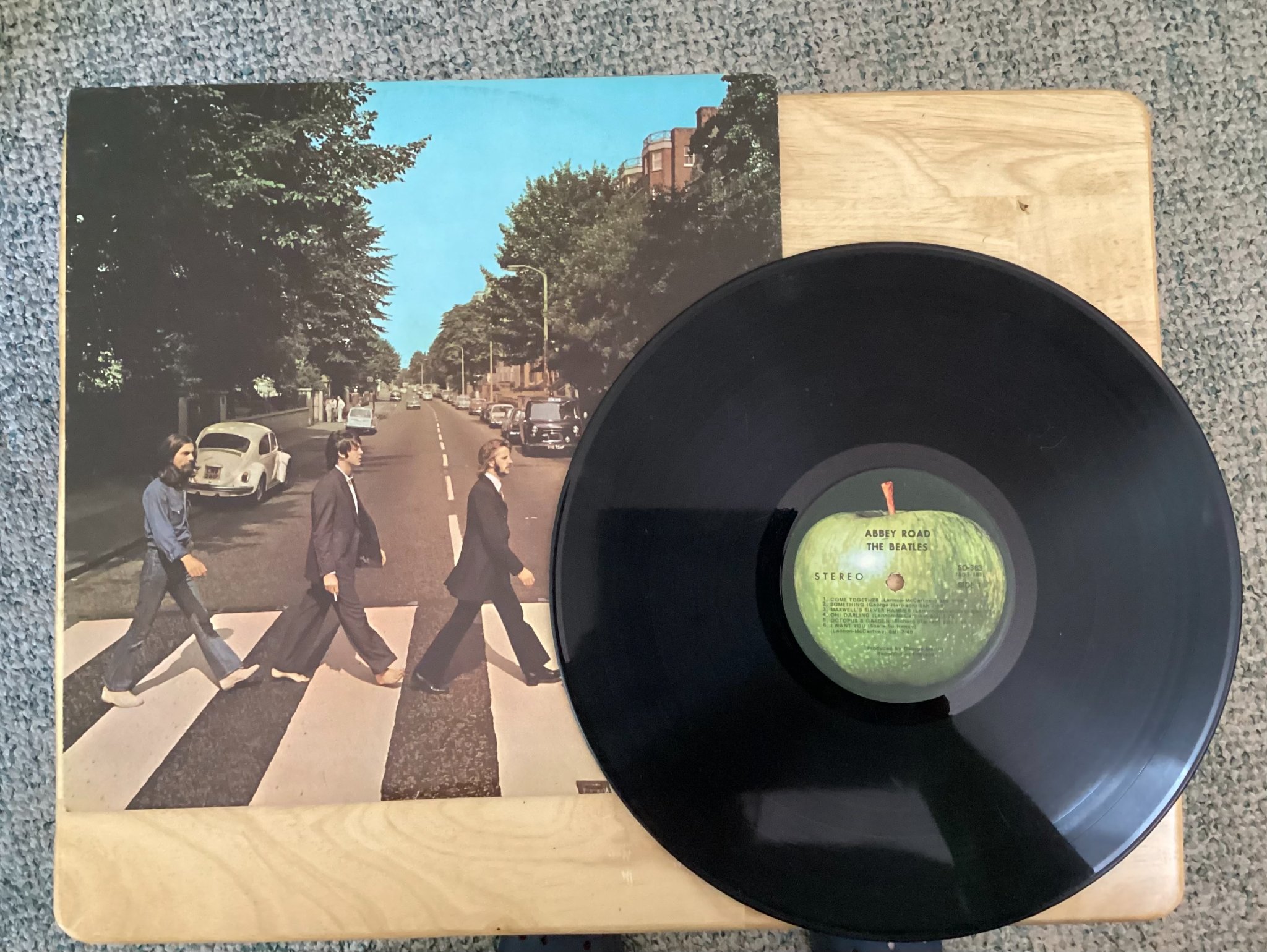 The Beatles Abbey Road Vinyl LP Album. VG Condition. Check out my 