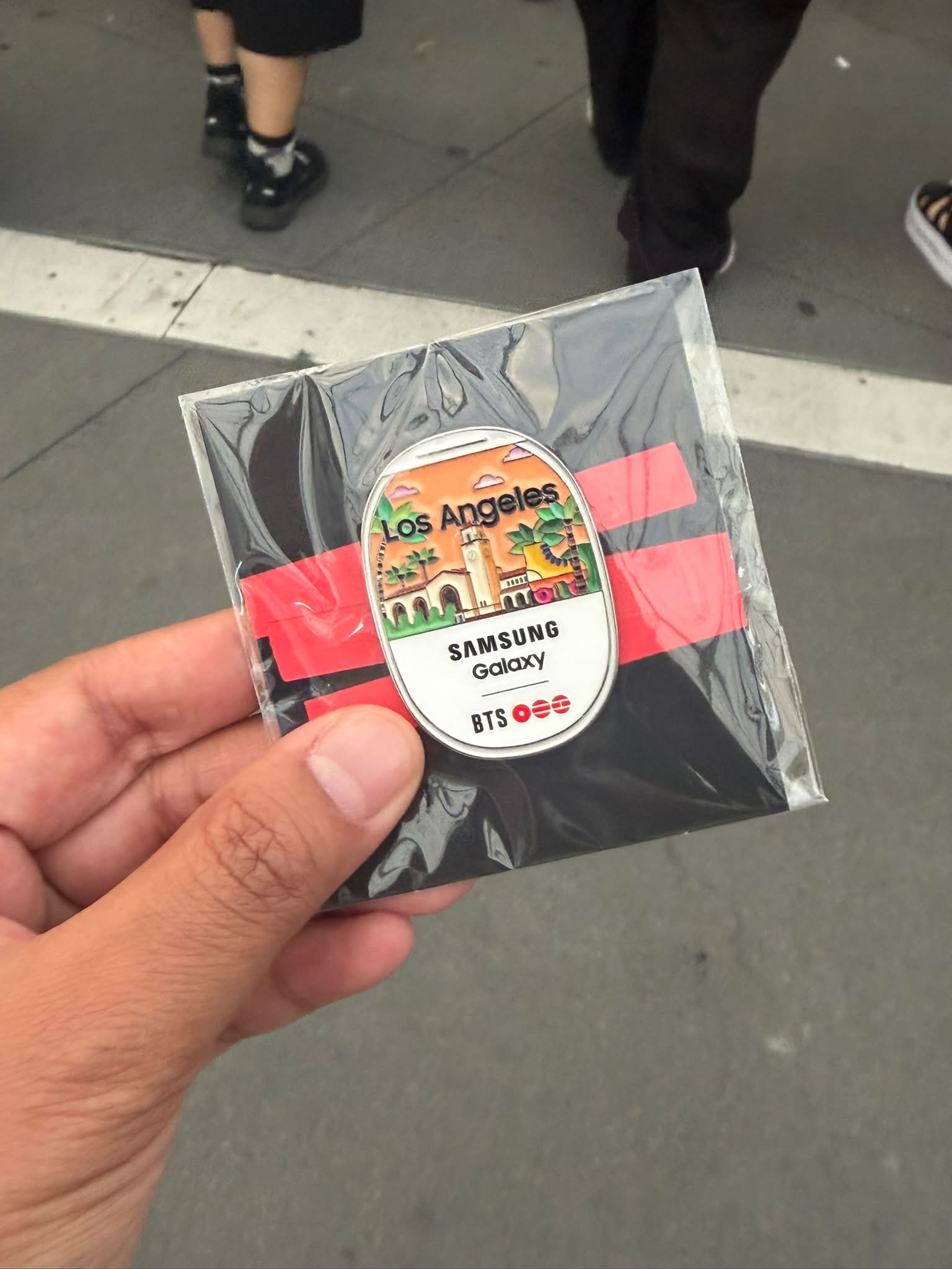BTS Arirang Pop-Up New York: Seeking Embroidery Pin Badges for