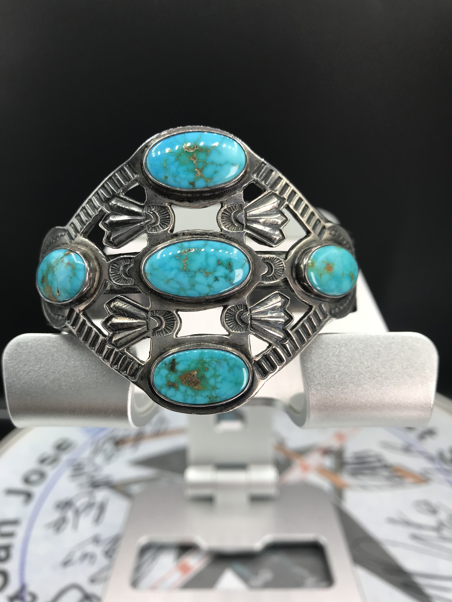 Identifying Frank Peshlakai or Fred Peshlakai jewelry workmanship