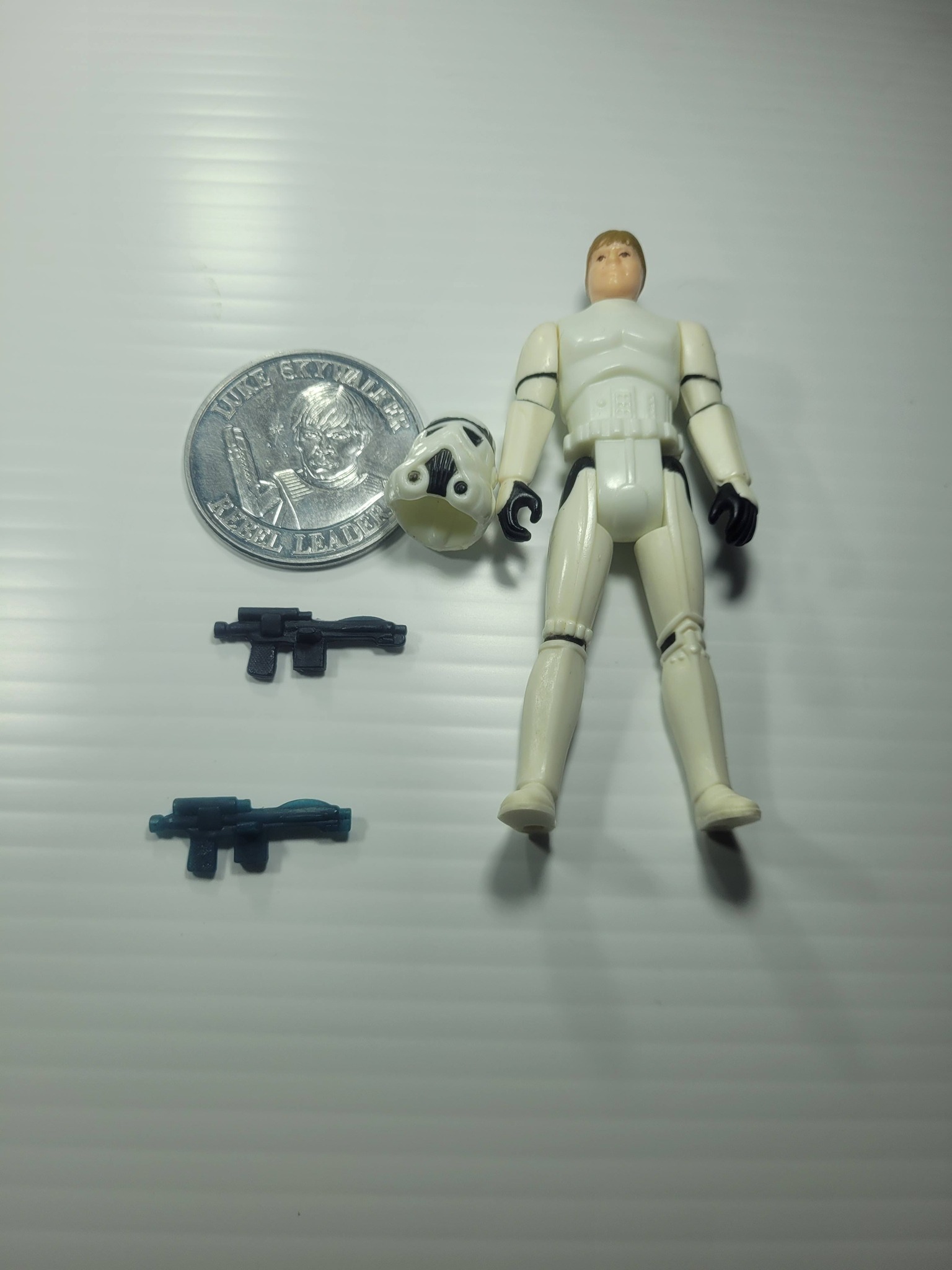 What is the correct black blaster for Stormtrooper Luke?