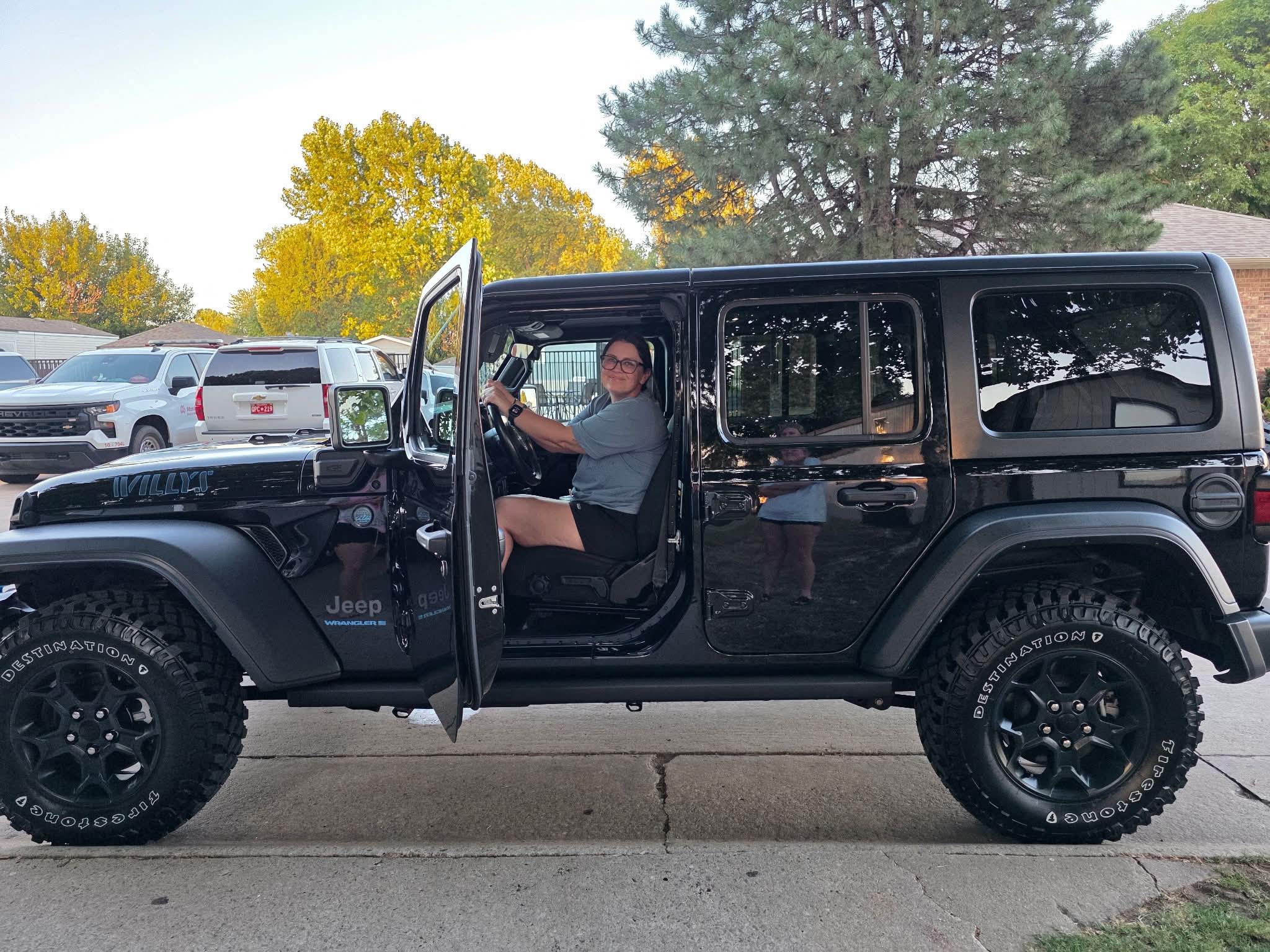 What are positive experiences with 2023 Jeep 4xe?