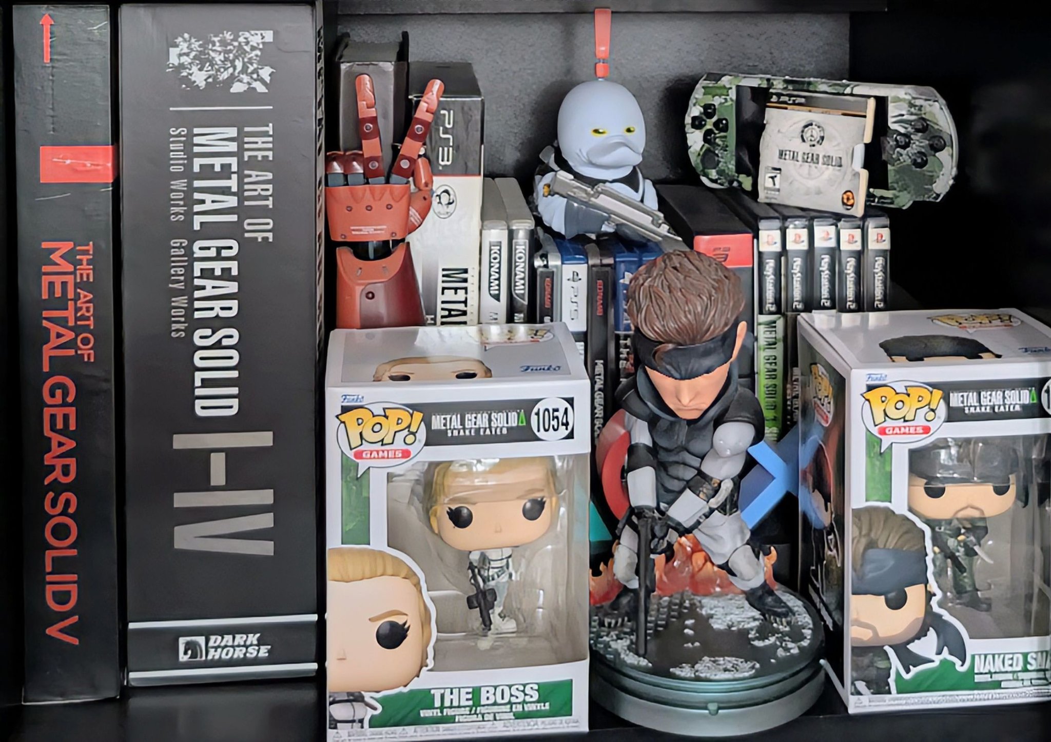 A look at the GameStop exclusive Snake in a Box Pop! ? #funko 