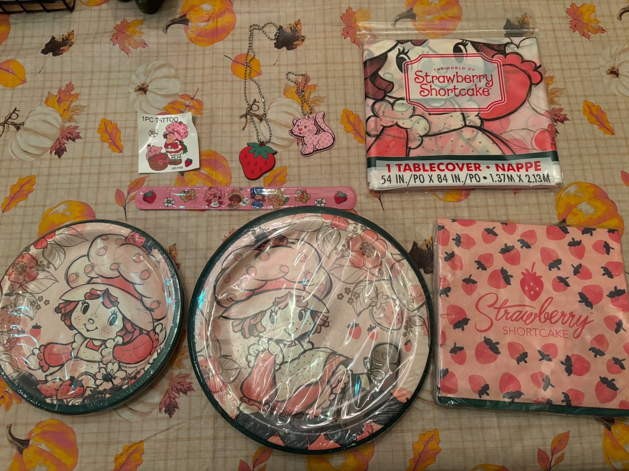 Walmart find. 1PC ΑπТОО 0u3 TMRIWORLD Strawberry Shortcake たP