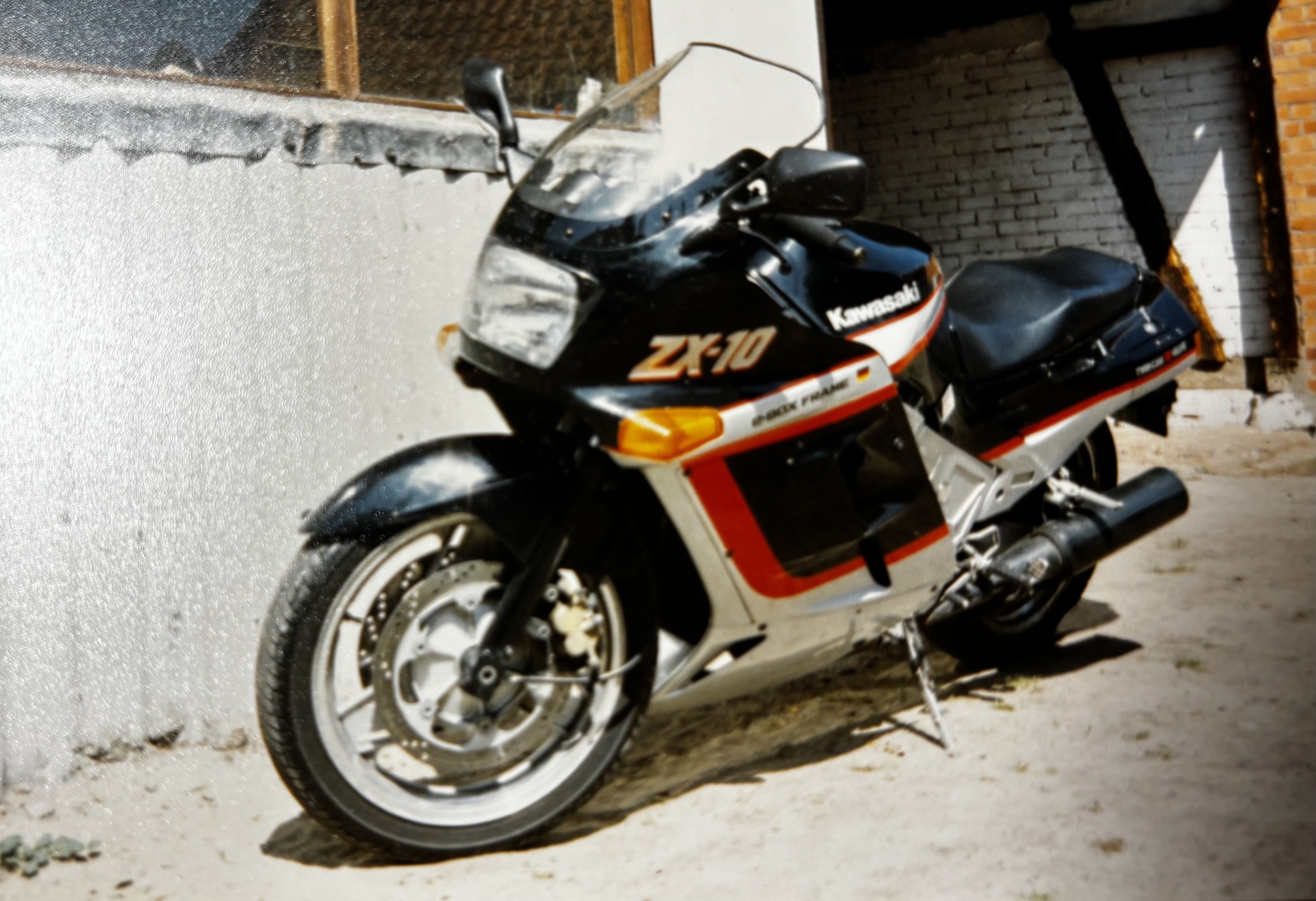 KAWASAKI ZX 10 - TOMCAT - WORLD OFFICIAL MOTO CLUB | Facebook